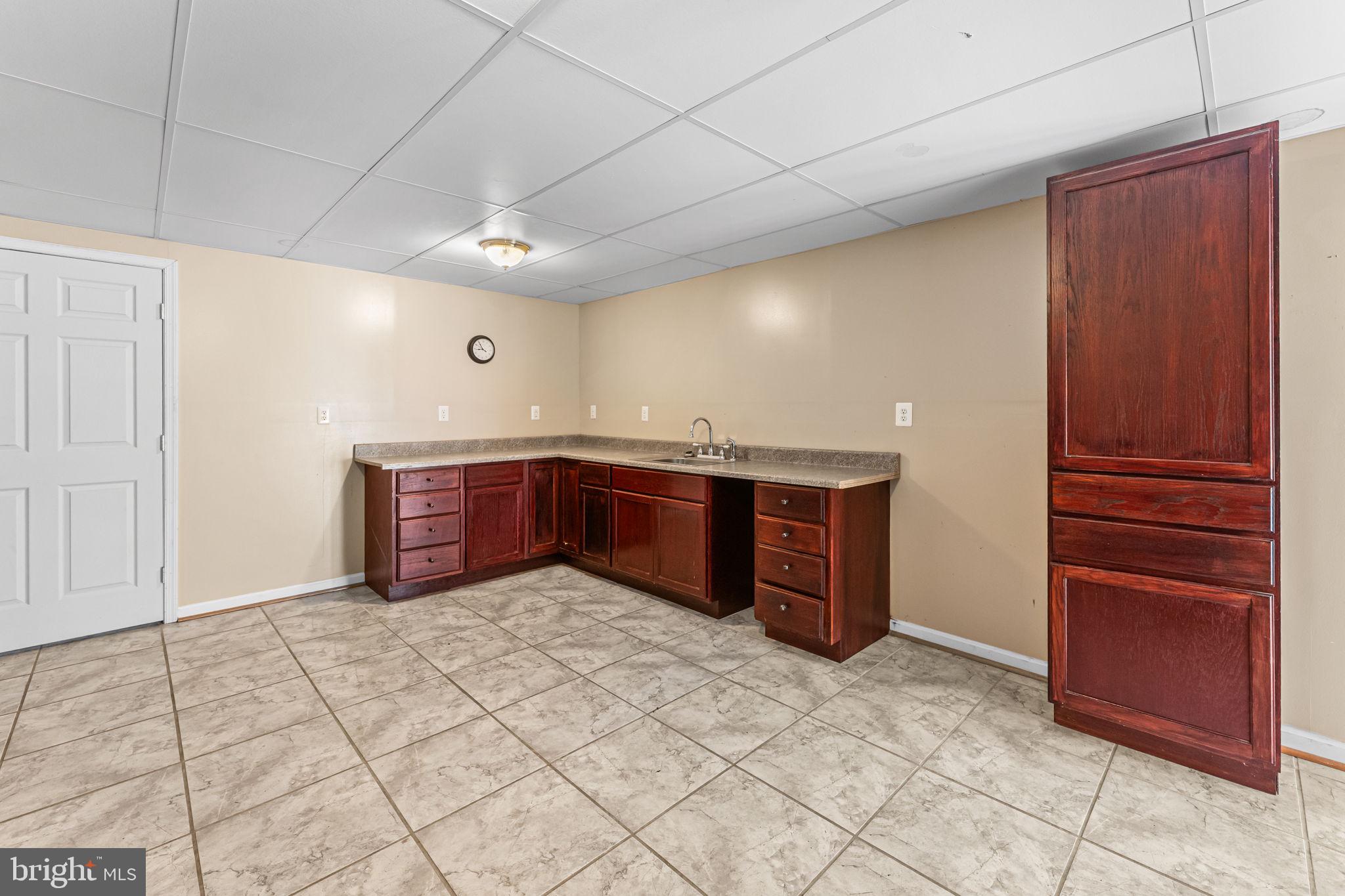 HUNTERS RIDGE - Residential