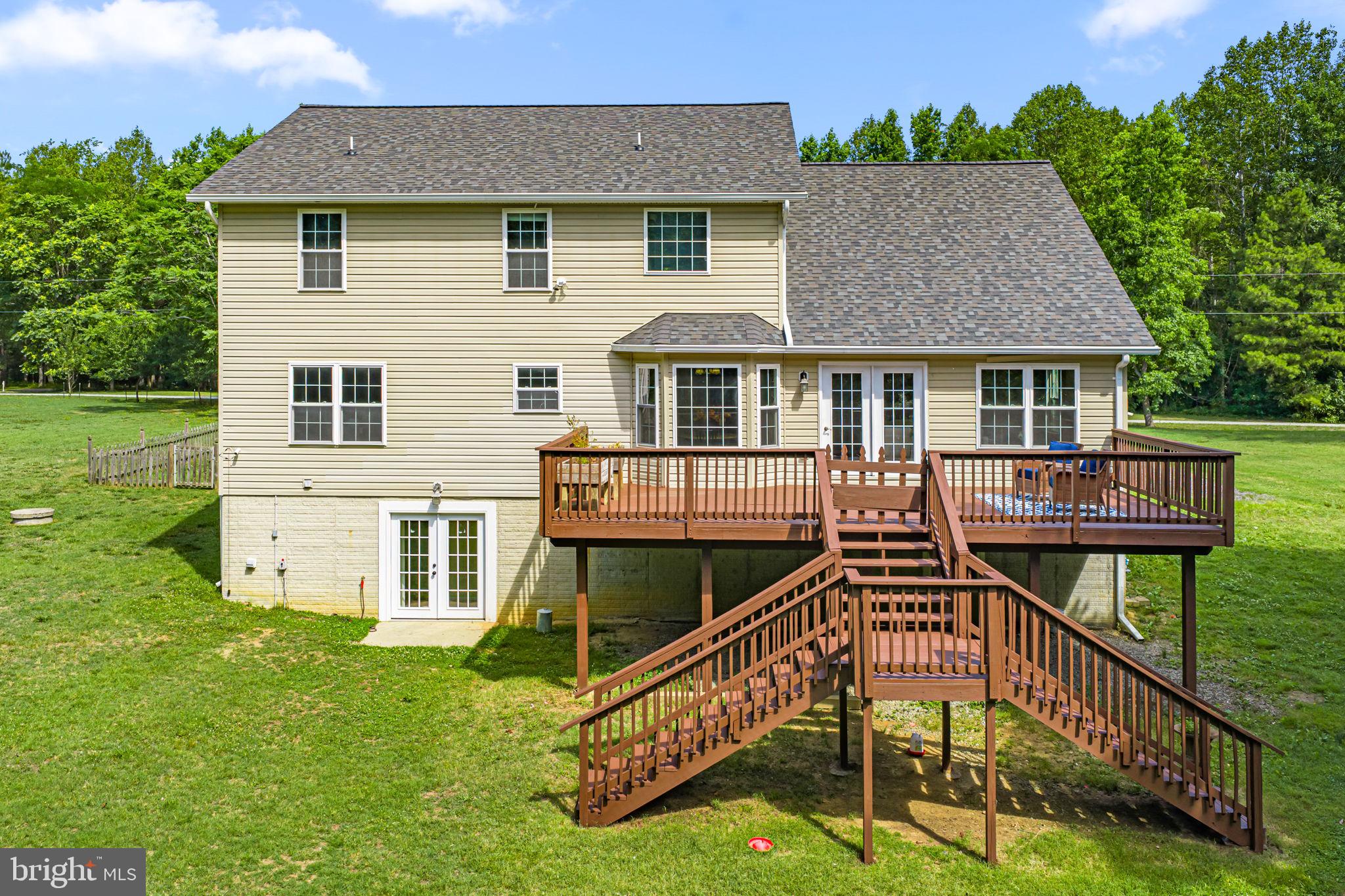HUNTERS RIDGE - Residential