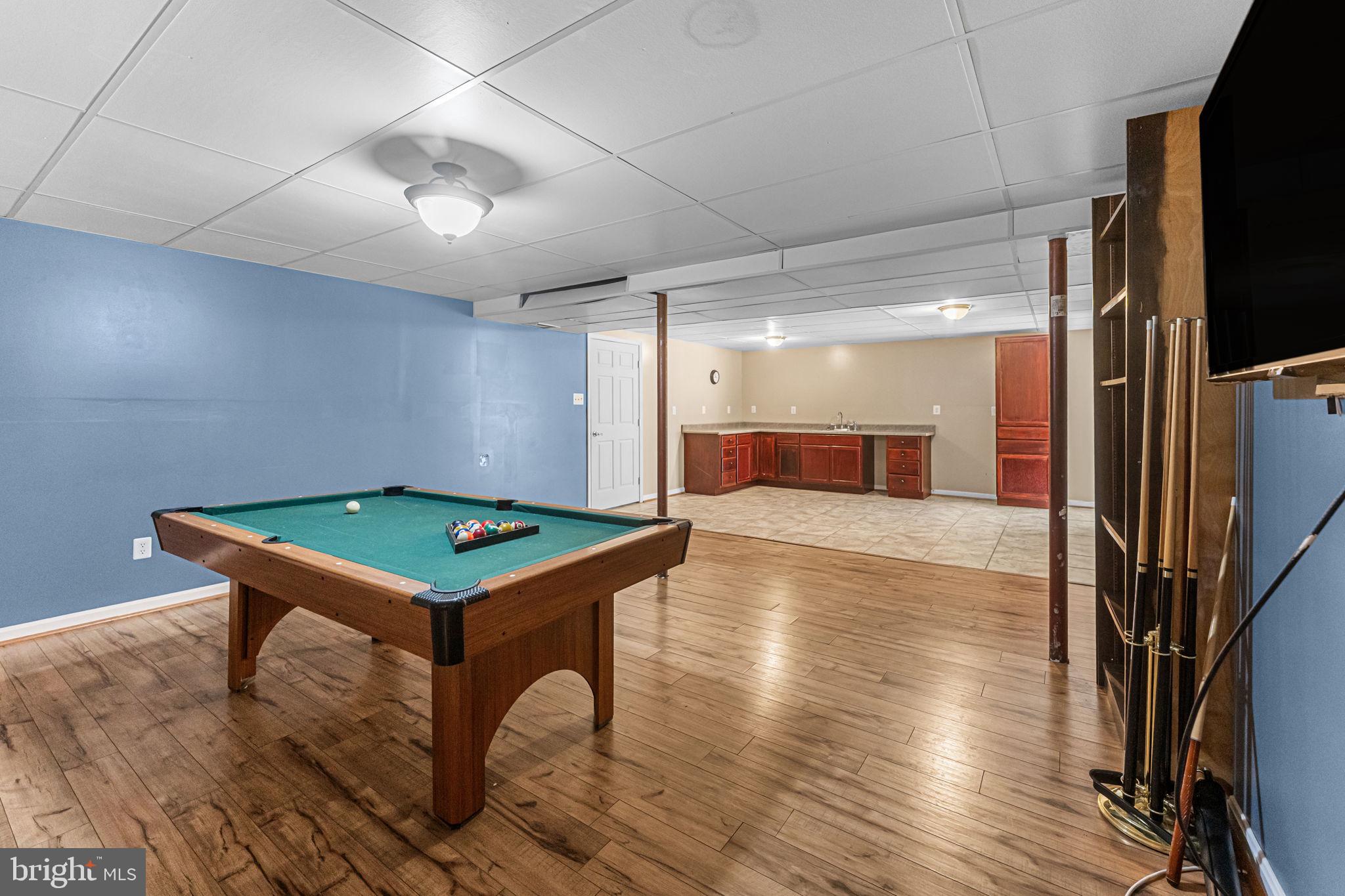 HUNTERS RIDGE - Residential