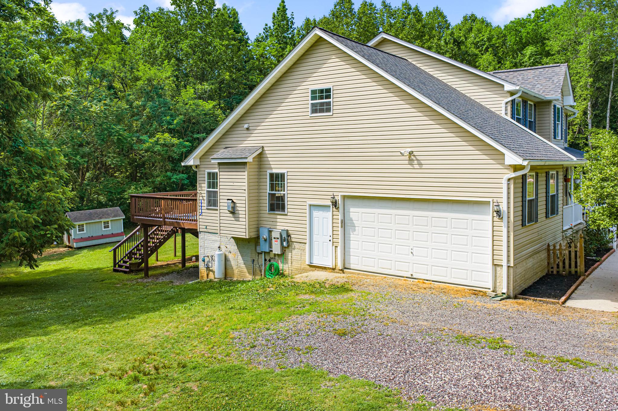 HUNTERS RIDGE - Residential