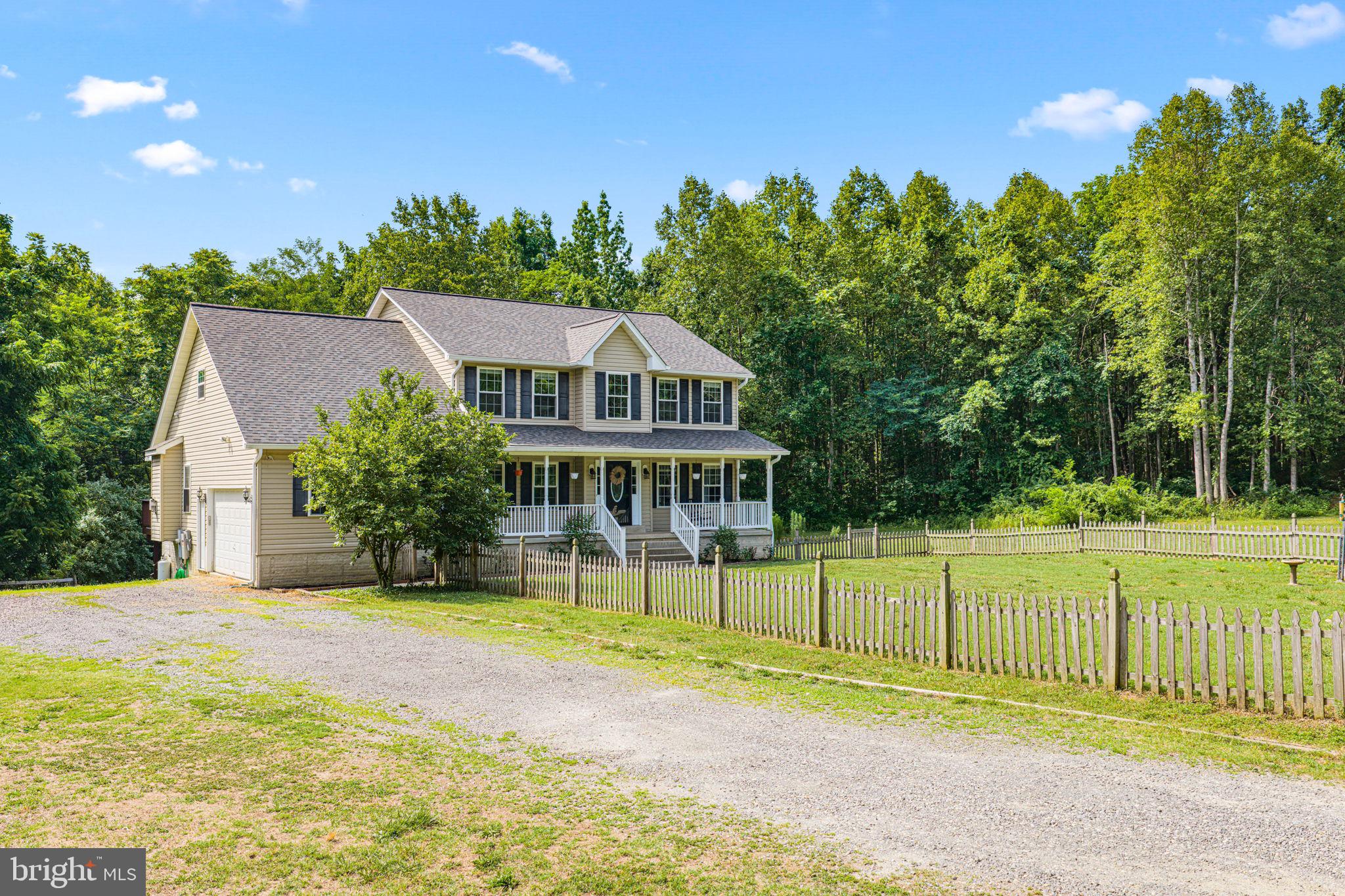 HUNTERS RIDGE - Residential