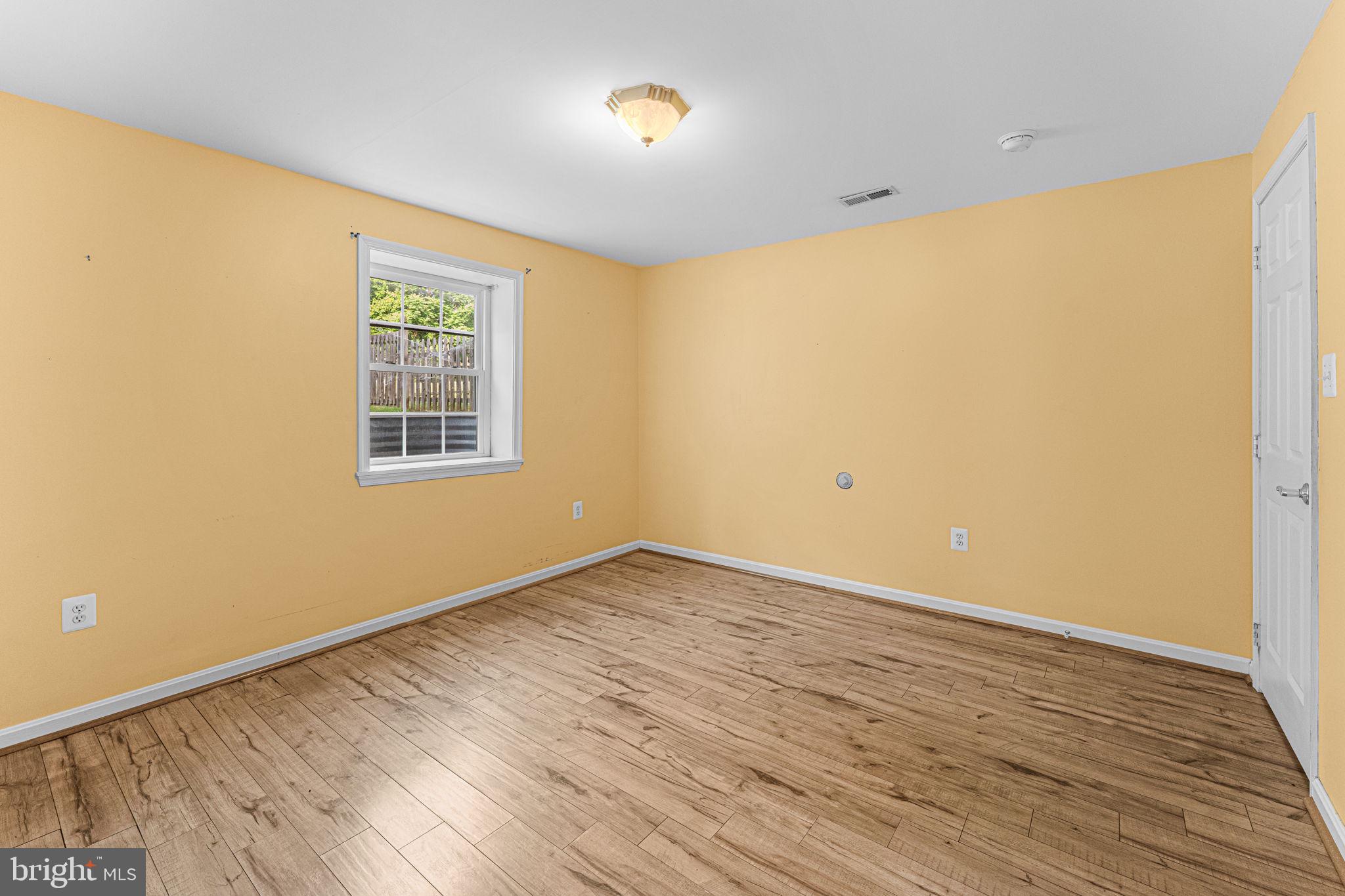 HUNTERS RIDGE - Residential