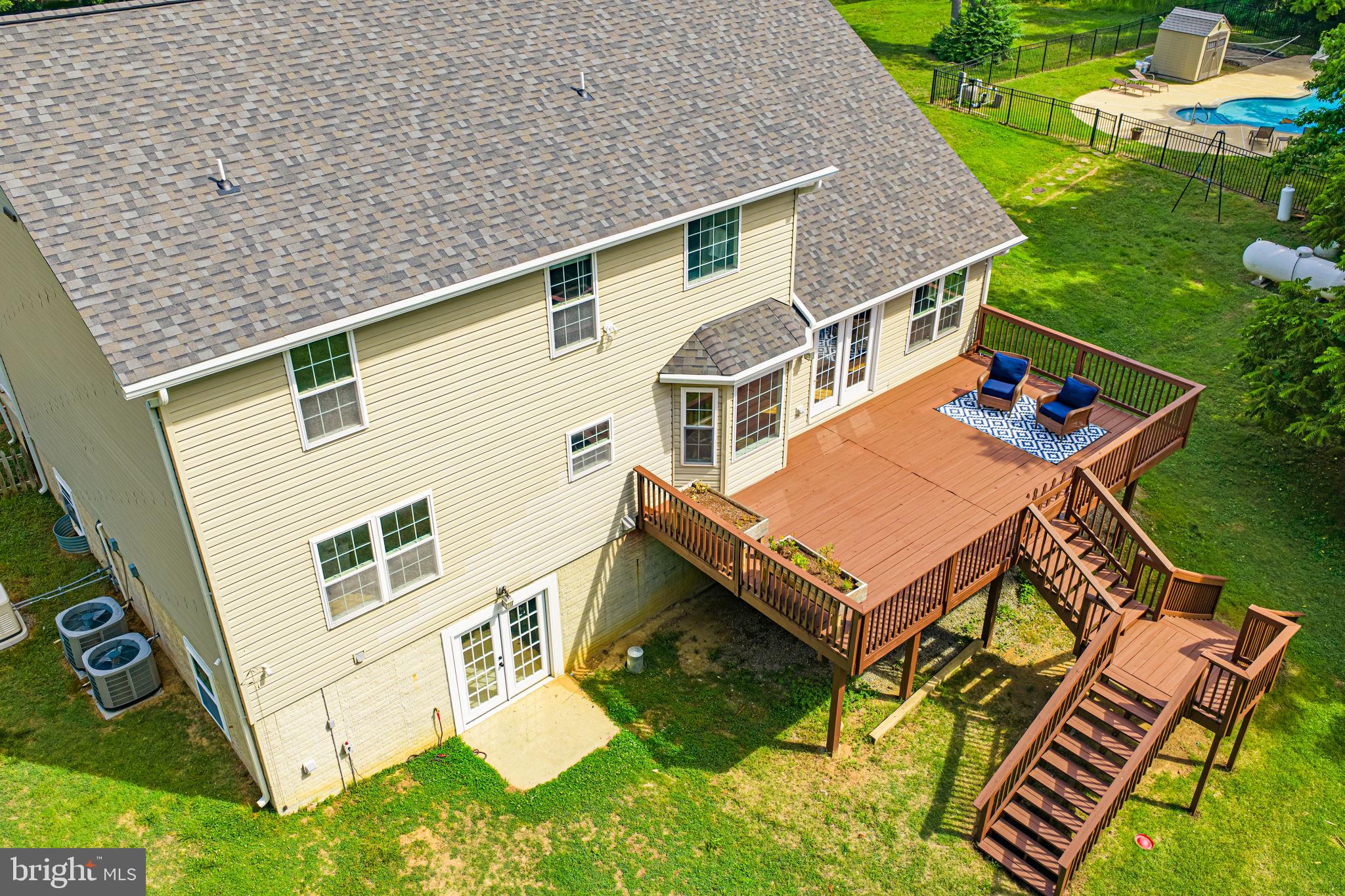 HUNTERS RIDGE - Residential
