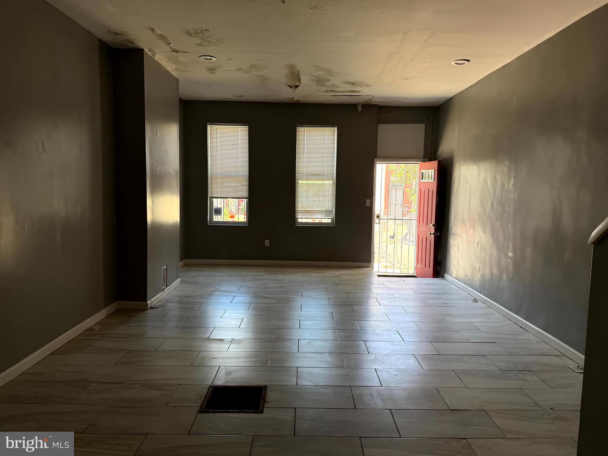 BRIDGEVIEW - GREENLAWN - Residential