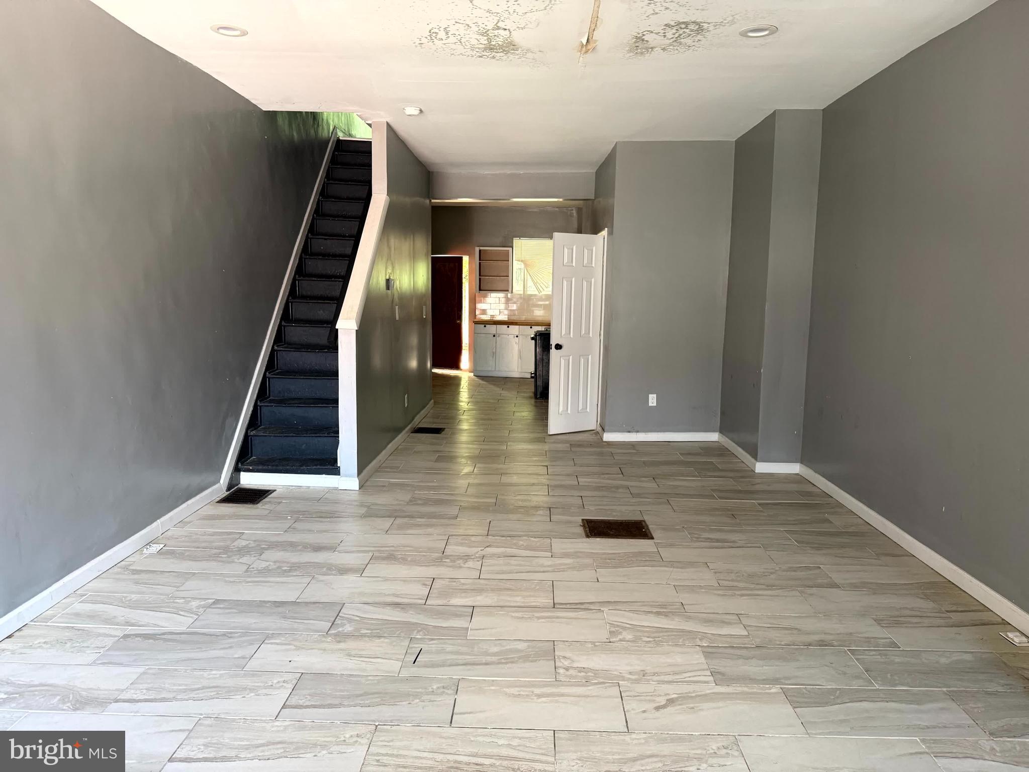 BRIDGEVIEW - GREENLAWN - Residential