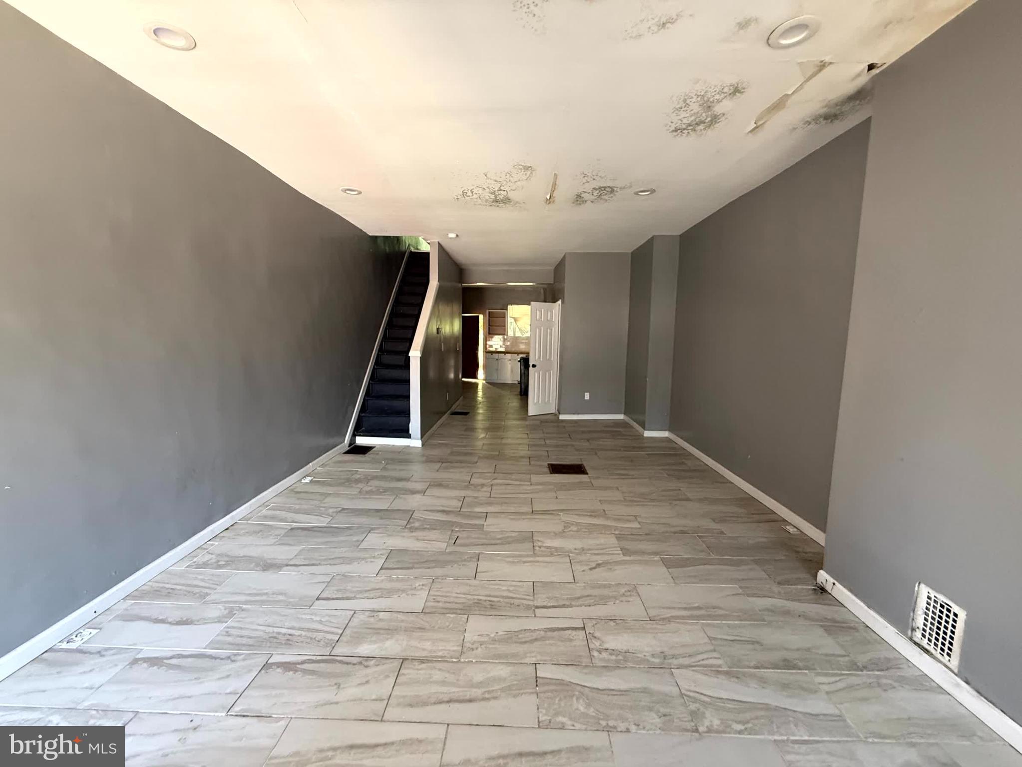BRIDGEVIEW - GREENLAWN - Residential