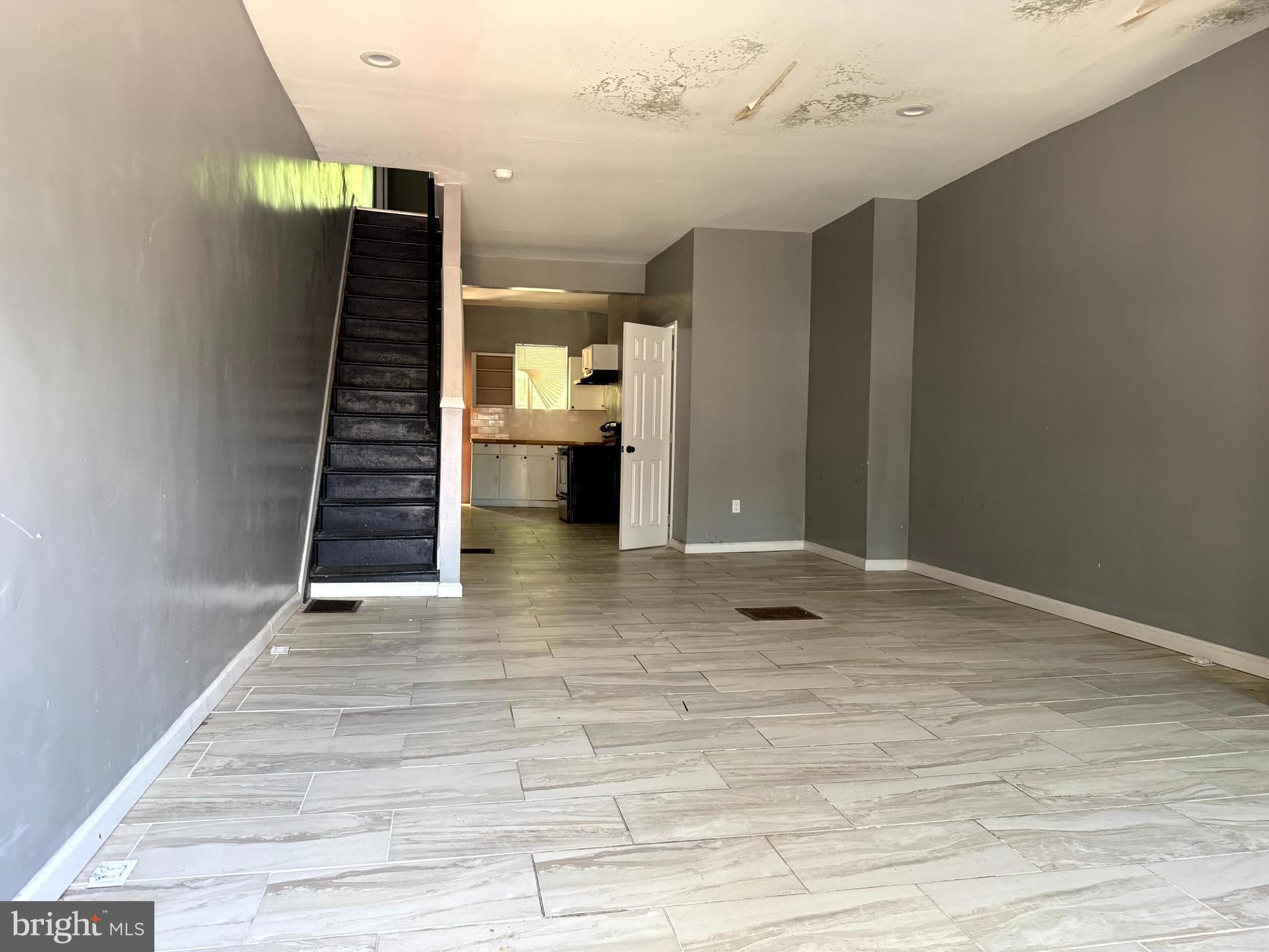 BRIDGEVIEW - GREENLAWN - Residential