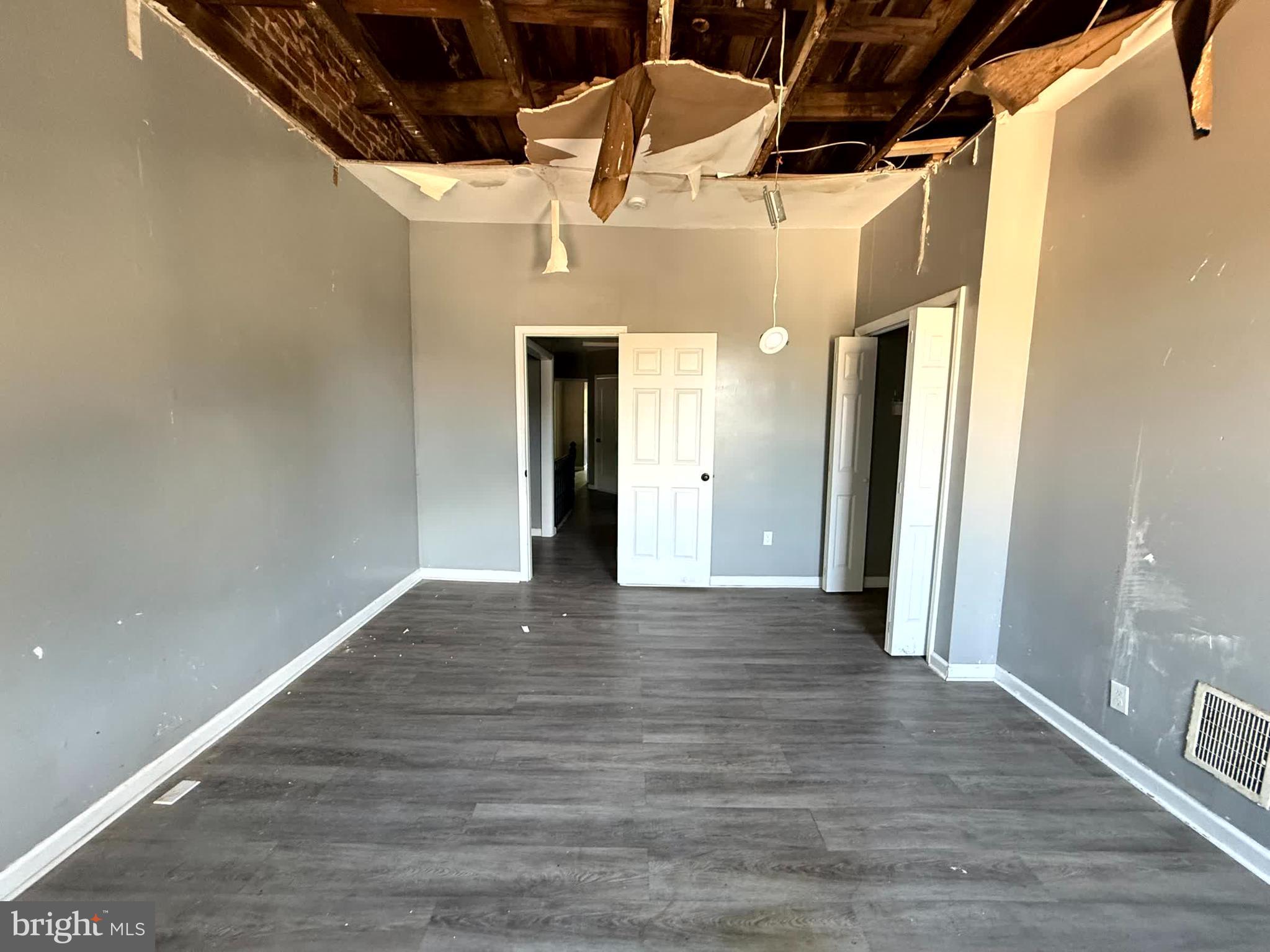 BRIDGEVIEW - GREENLAWN - Residential