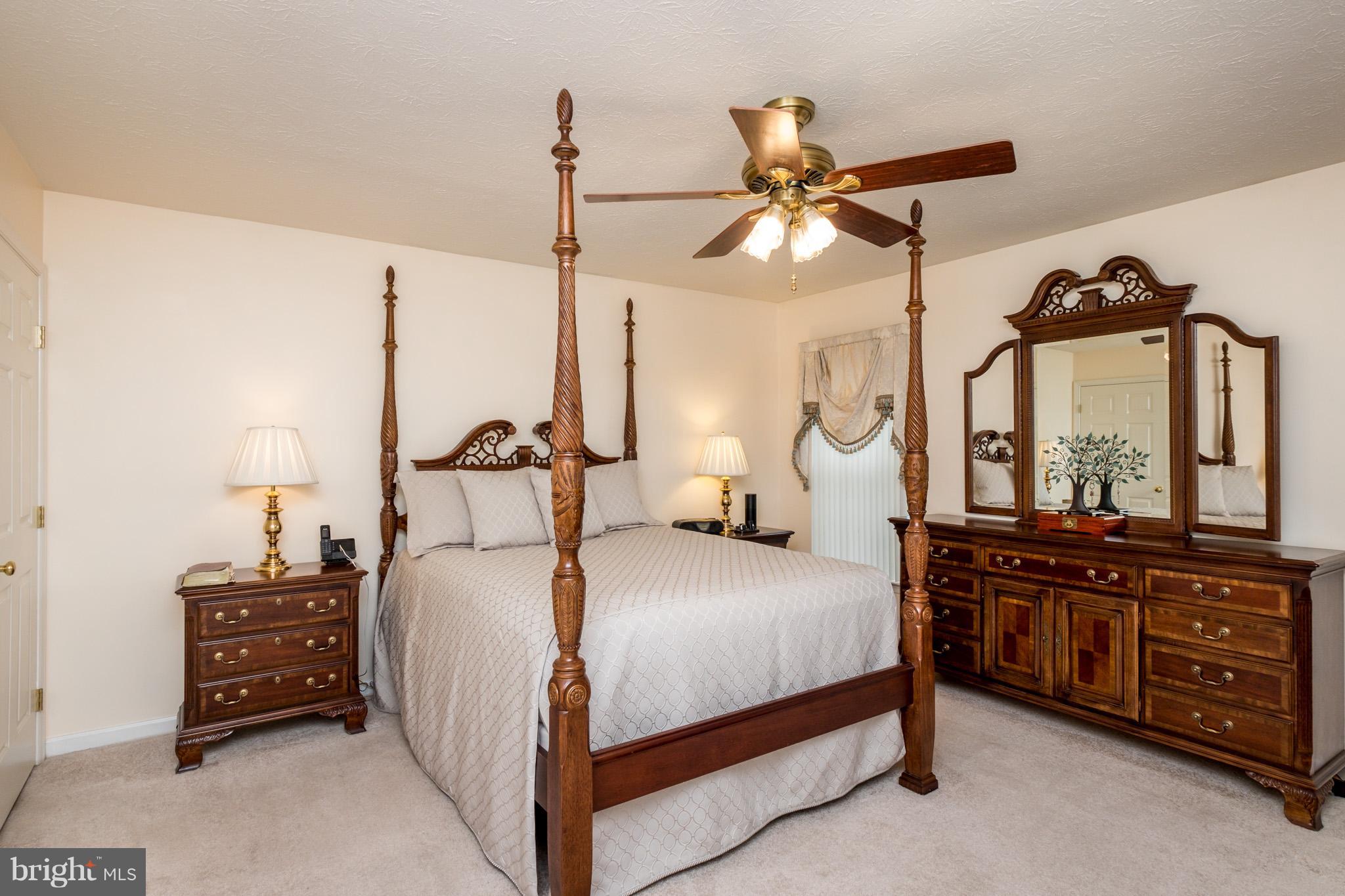 FOX CHASE - Residential