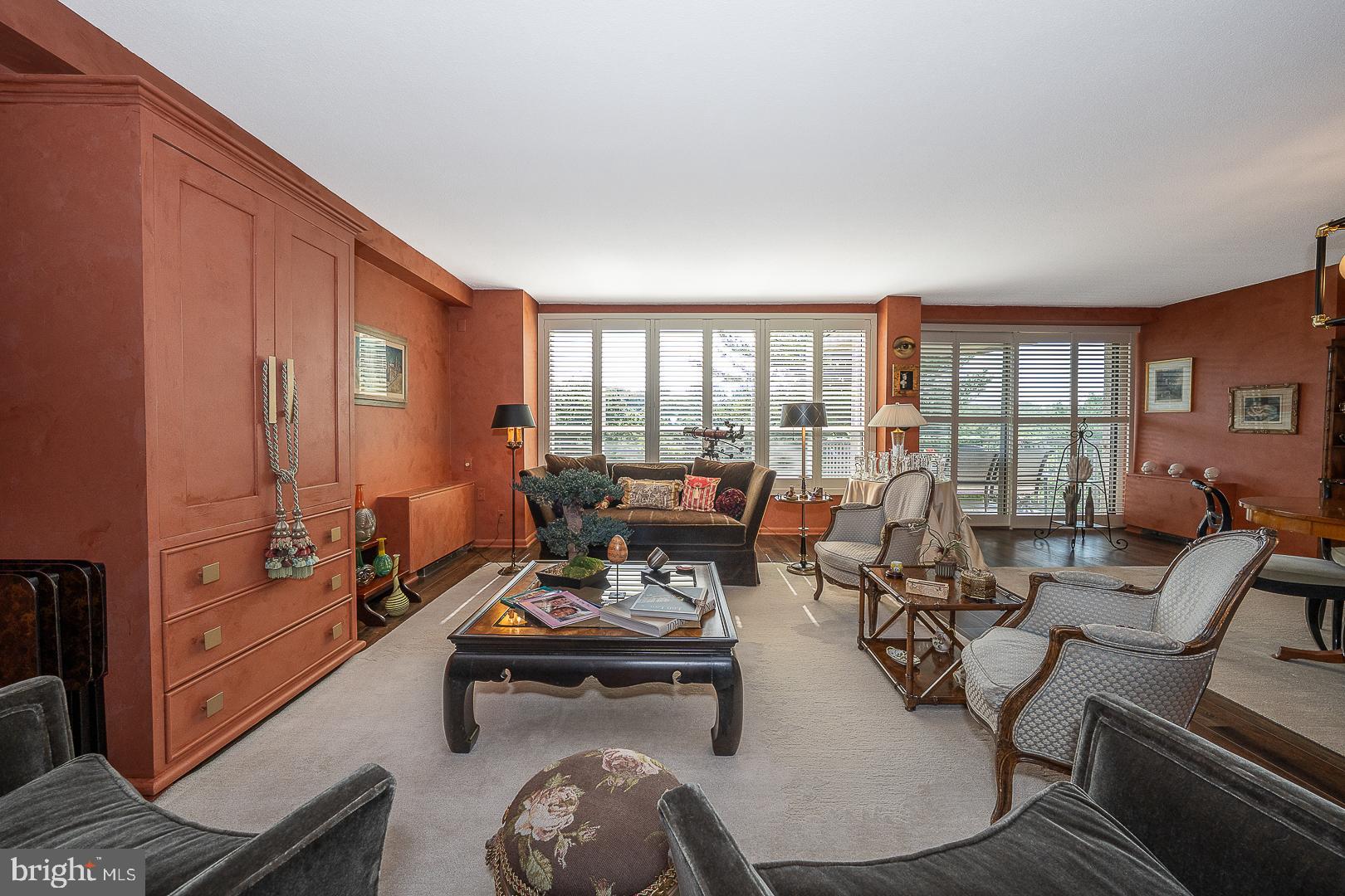 GREEN HILL - Residential