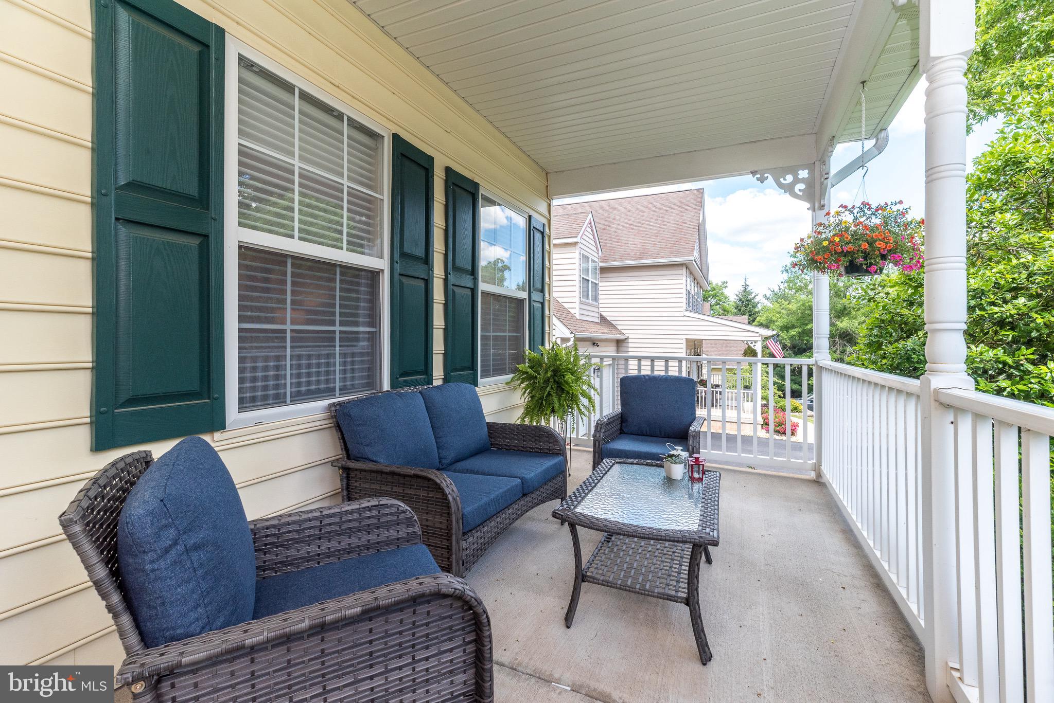 GLENWOOD PARK VILL - Residential