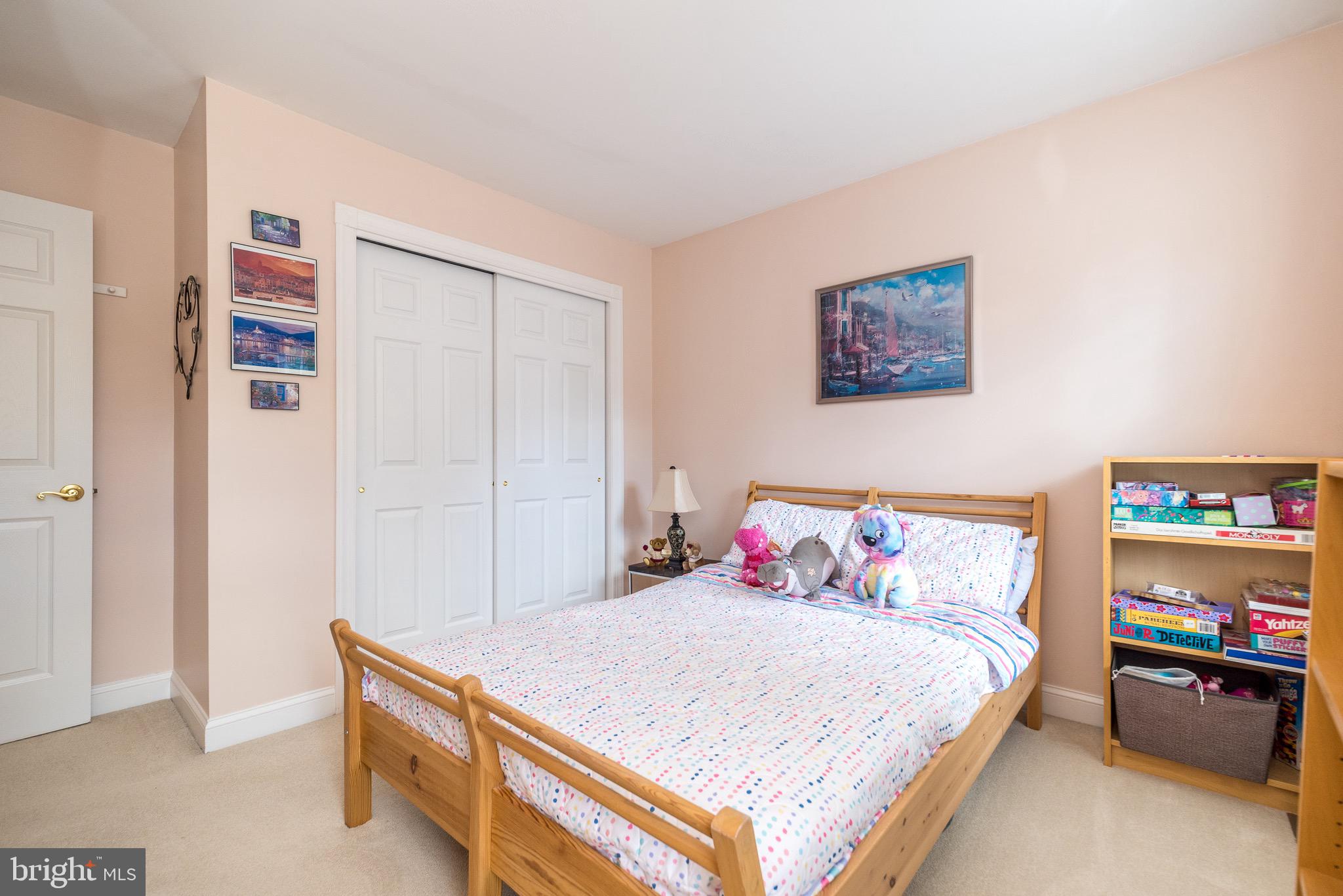 GLENWOOD PARK VILL - Residential