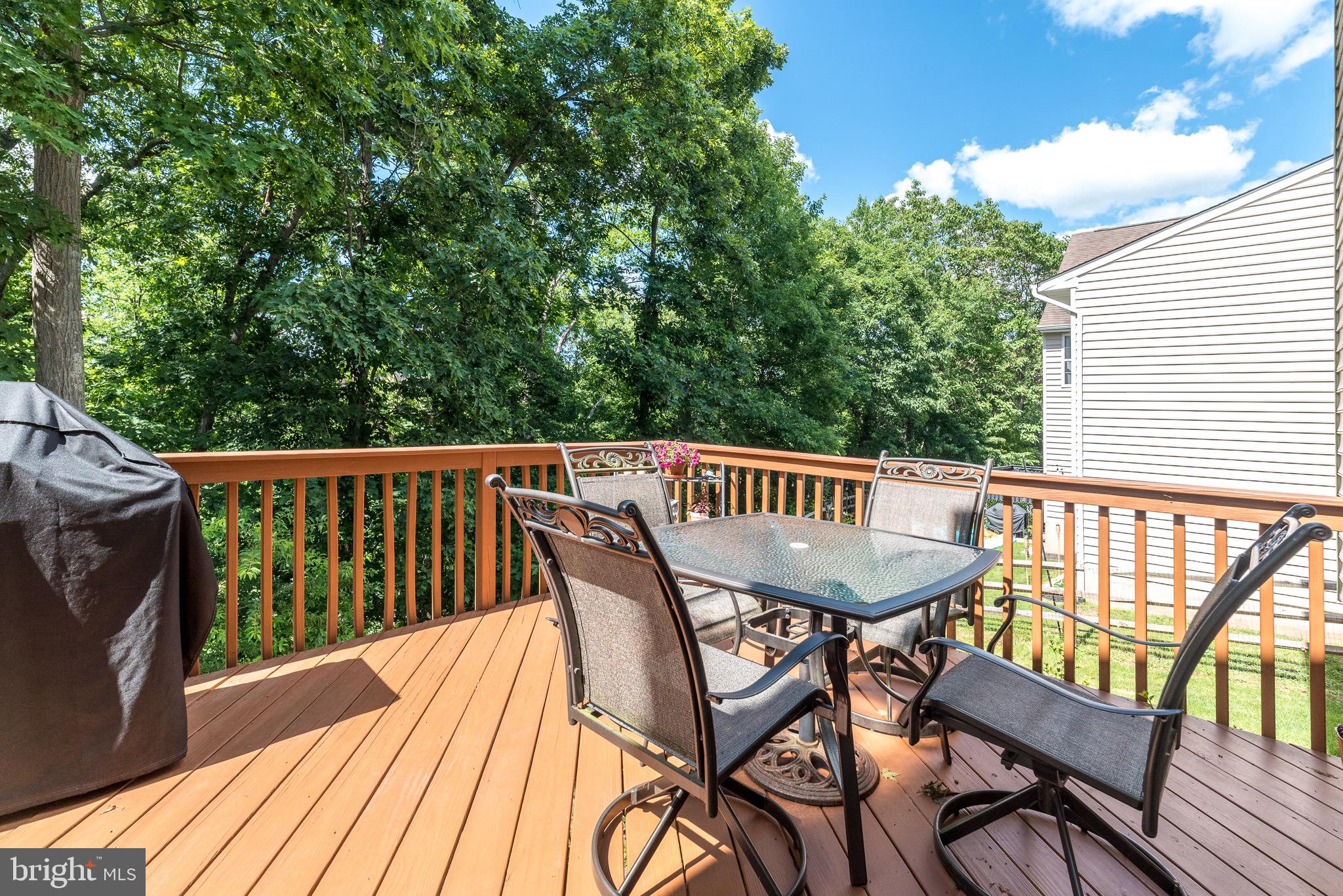 GLENWOOD PARK VILL - Residential