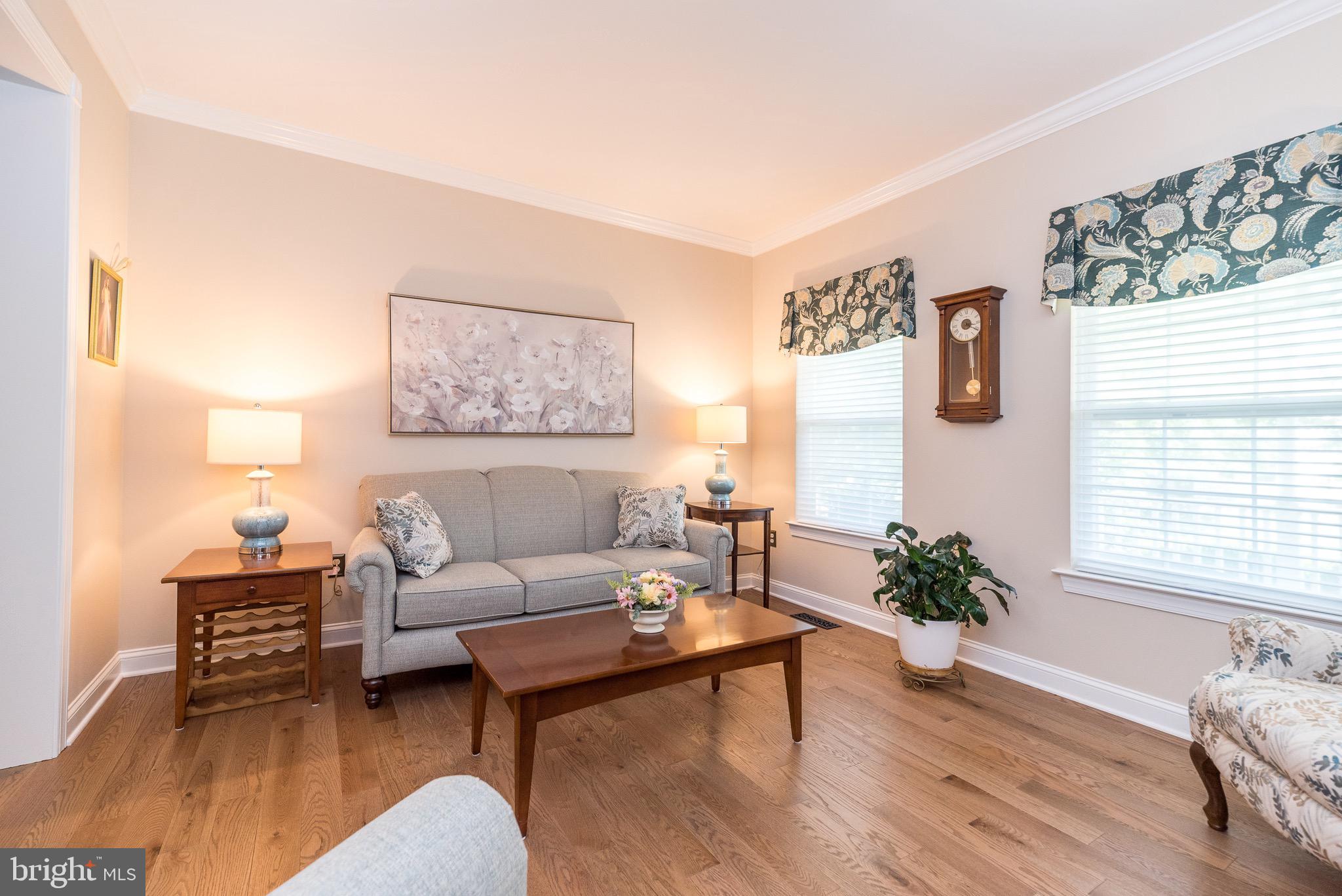GLENWOOD PARK VILL - Residential