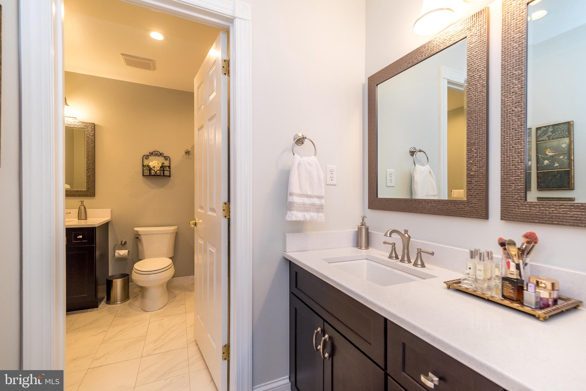 GLENWOOD PARK VILL - Residential