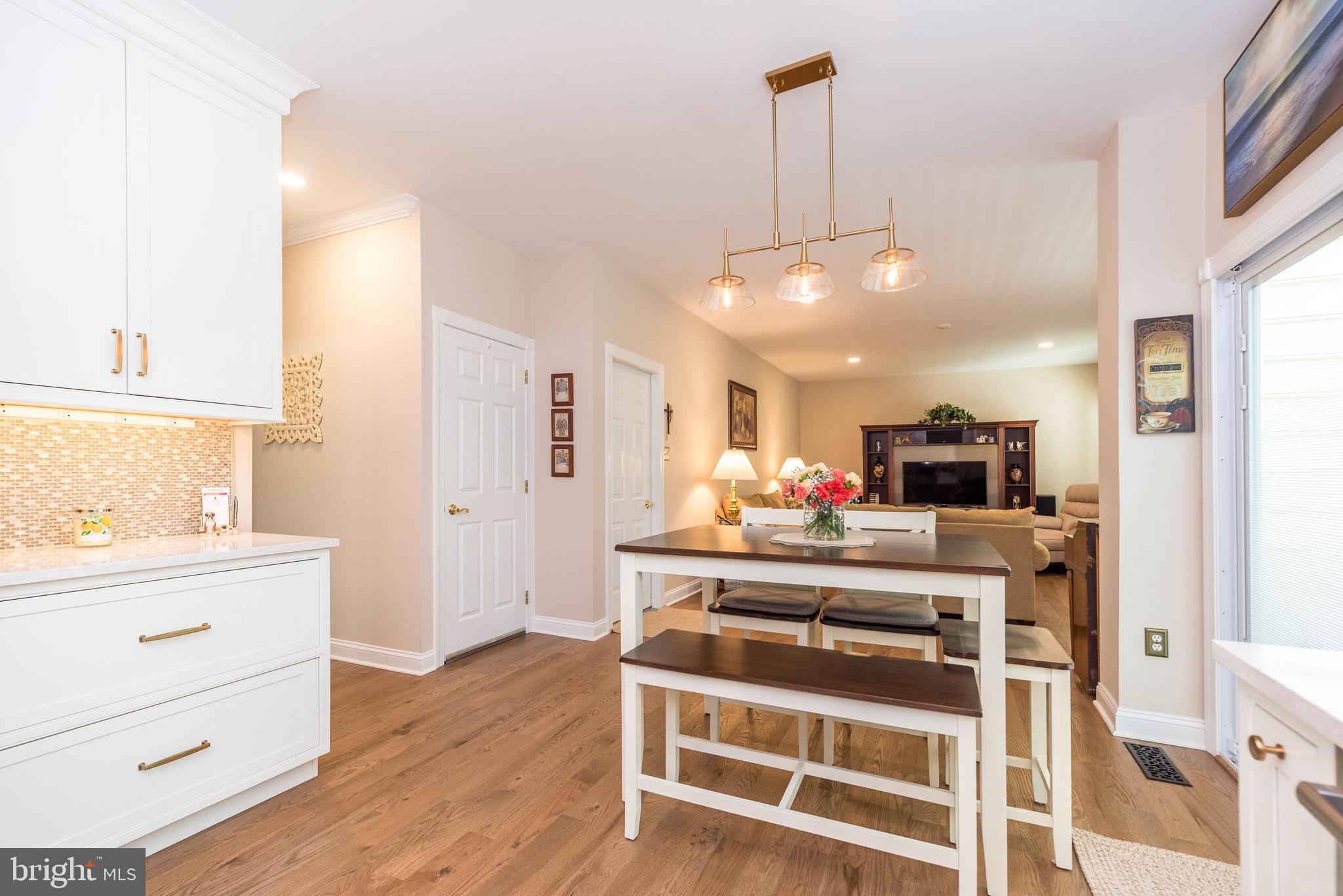 GLENWOOD PARK VILL - Residential