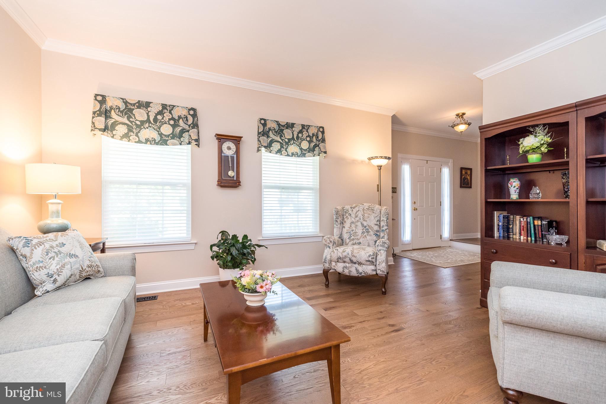 GLENWOOD PARK VILL - Residential