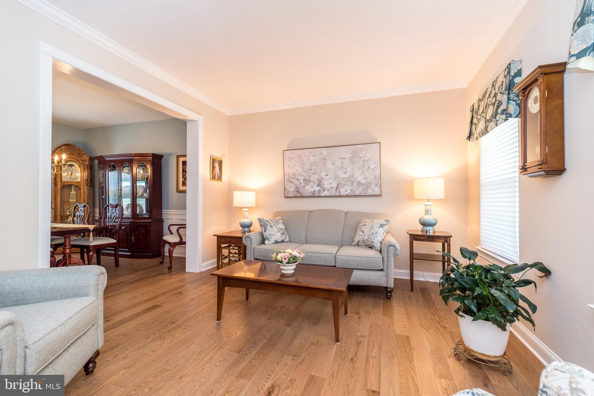GLENWOOD PARK VILL - Residential