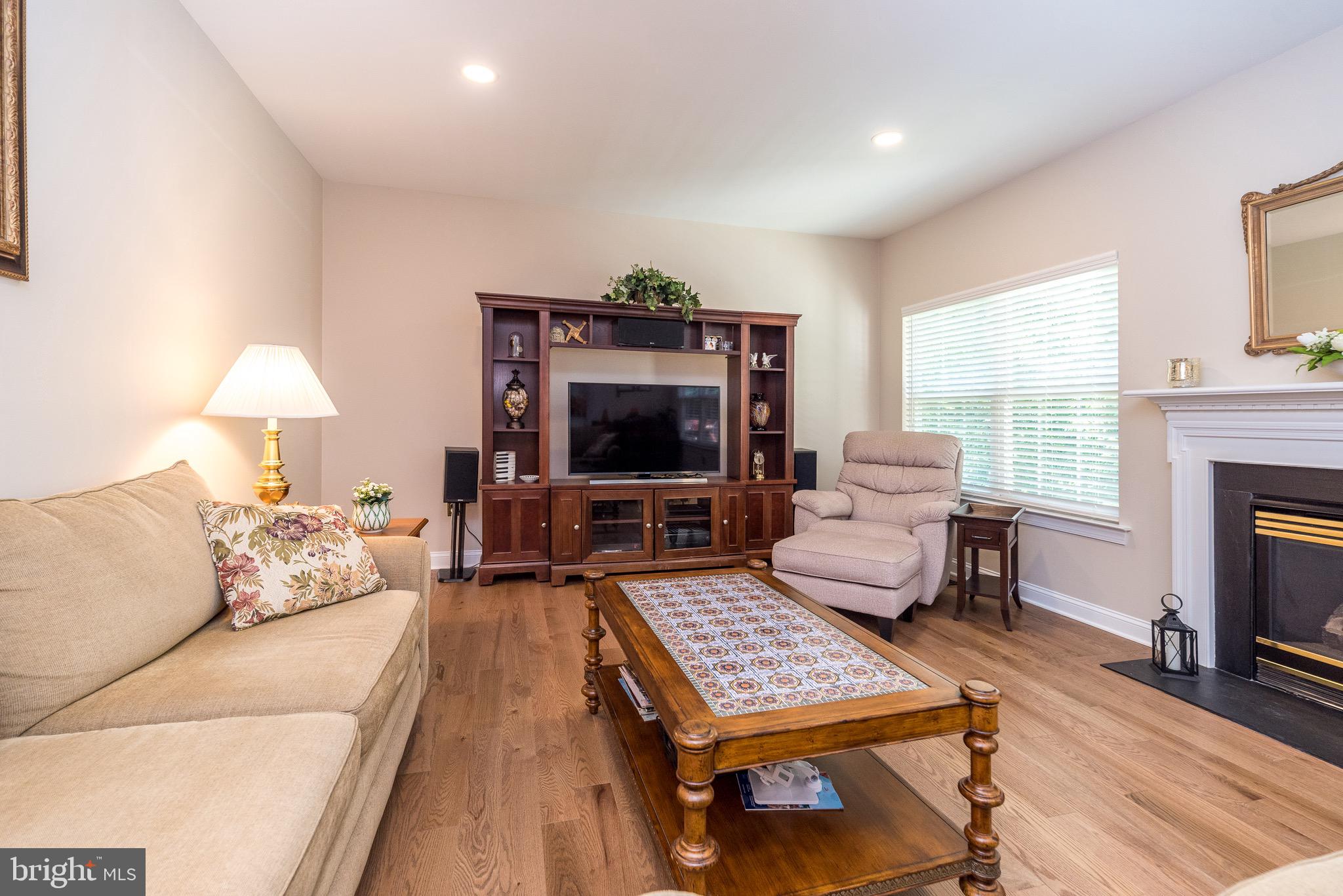 GLENWOOD PARK VILL - Residential