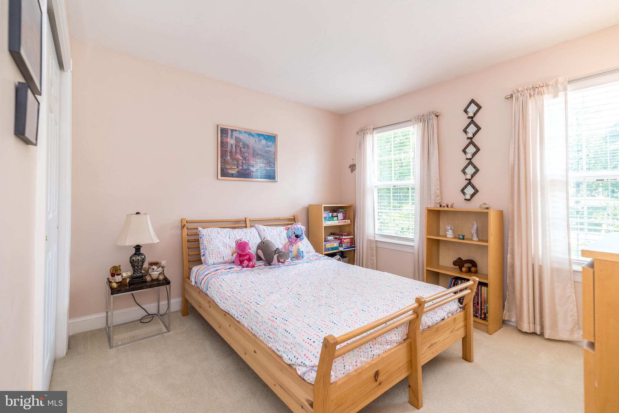 GLENWOOD PARK VILL - Residential