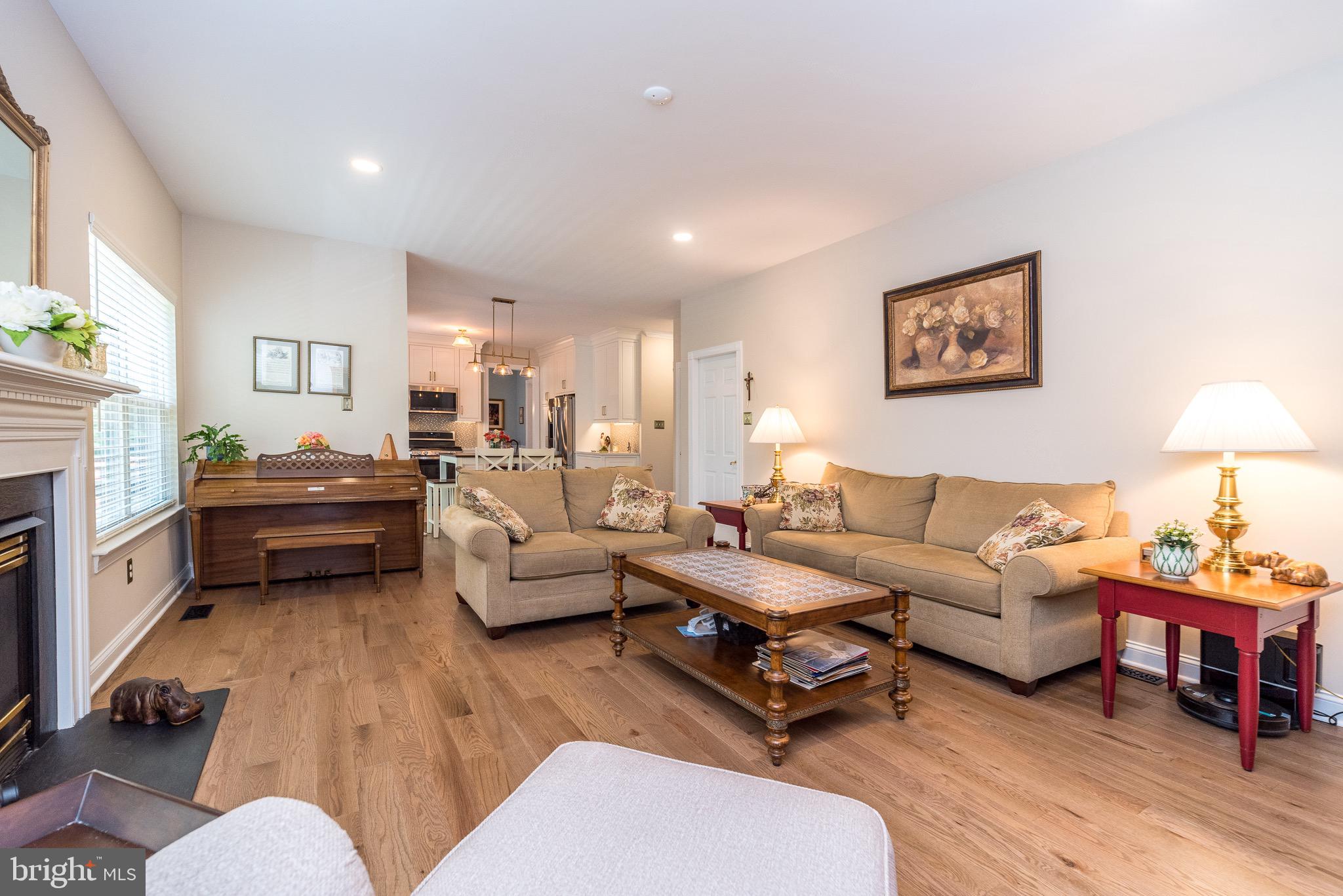 GLENWOOD PARK VILL - Residential
