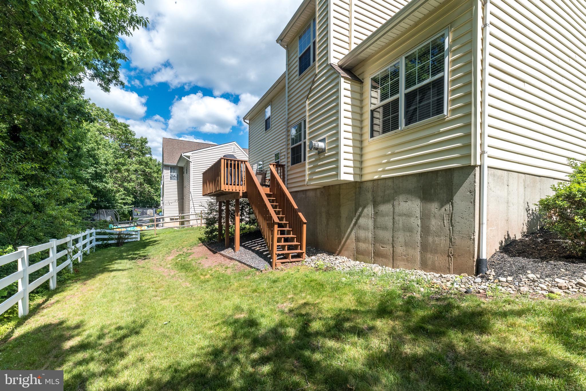 GLENWOOD PARK VILL - Residential