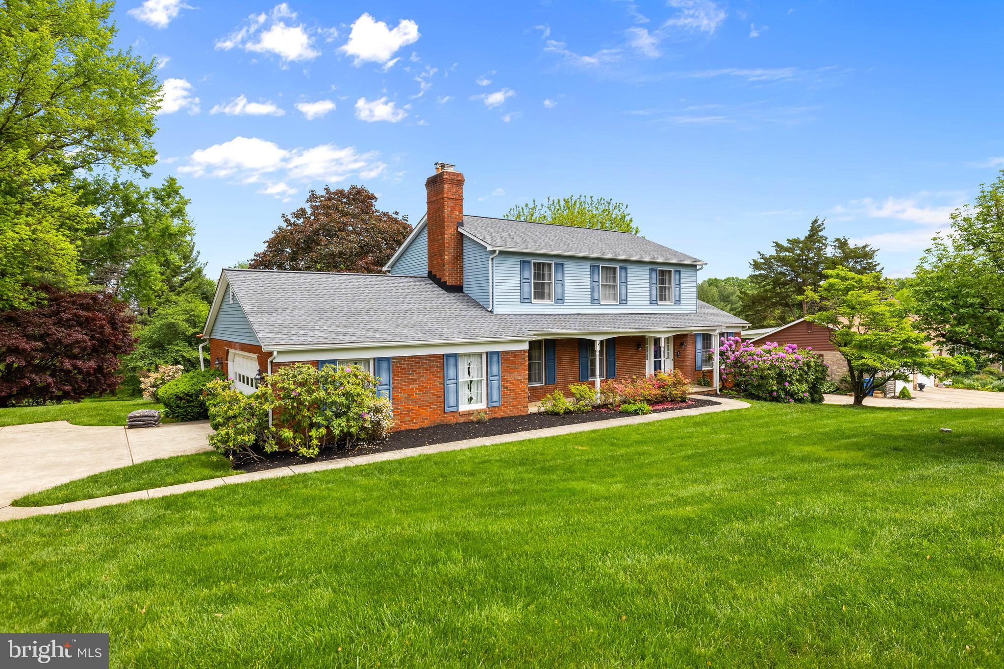 ROCHELLE MEADOWS - Residential
