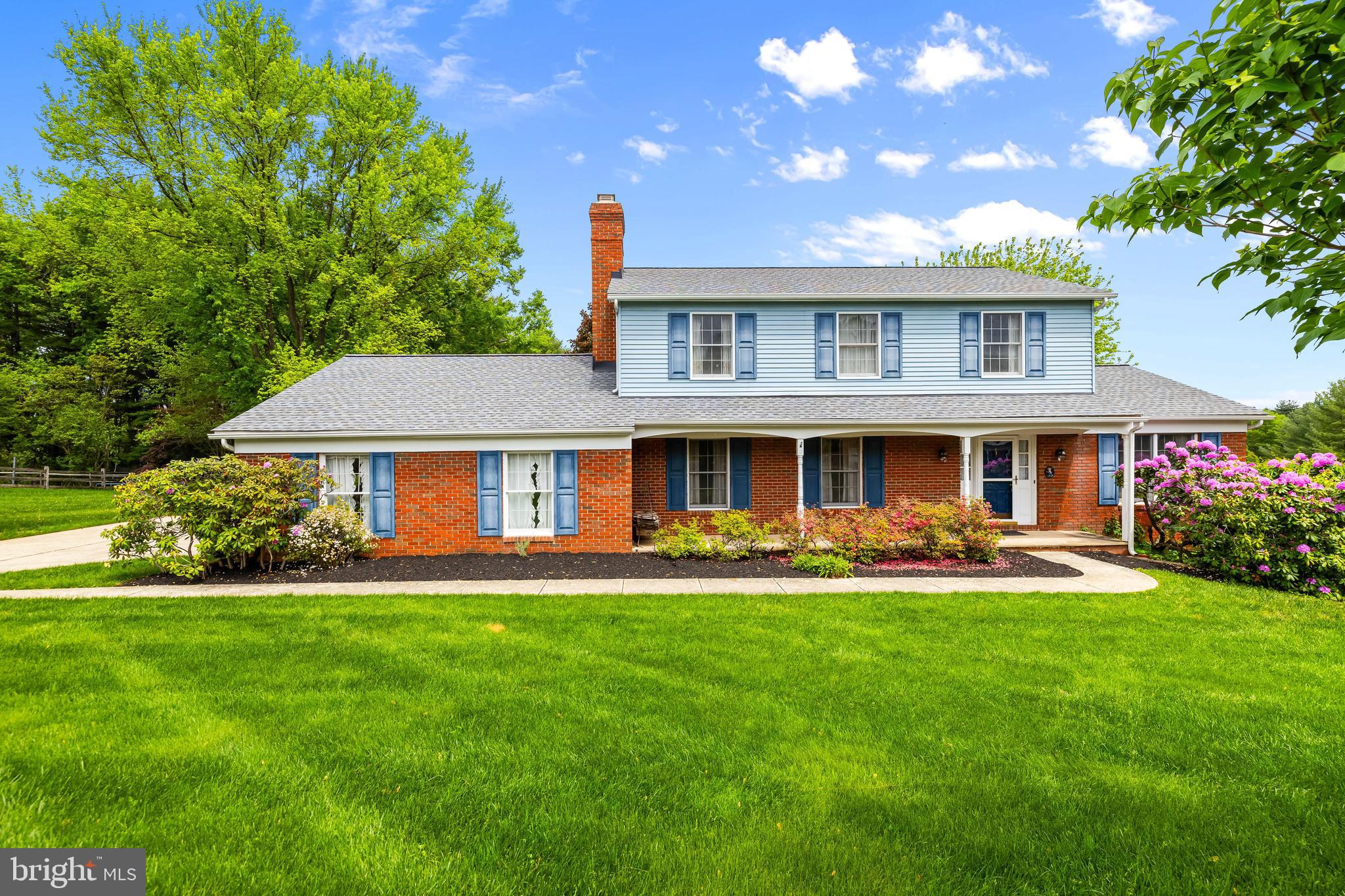 ROCHELLE MEADOWS - Residential