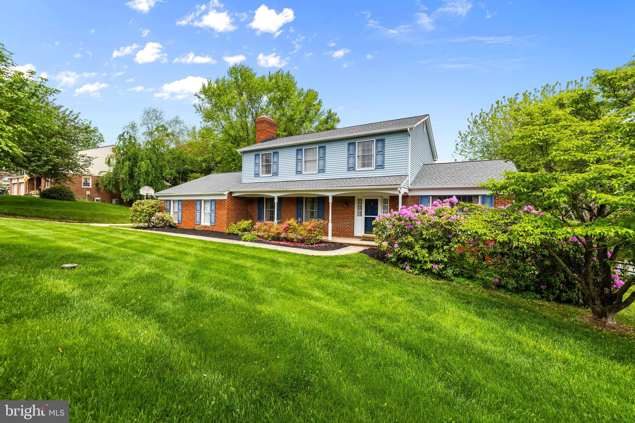 ROCHELLE MEADOWS - Residential