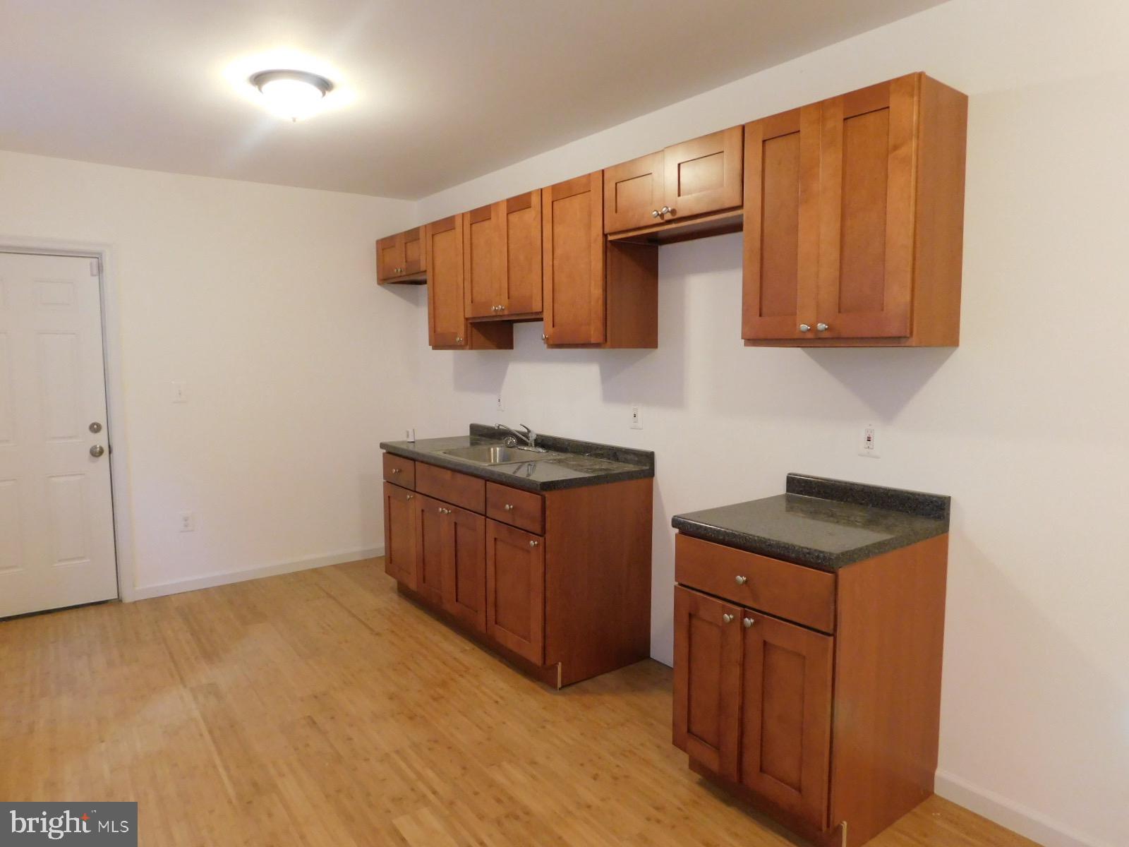 MANTUA - Residential