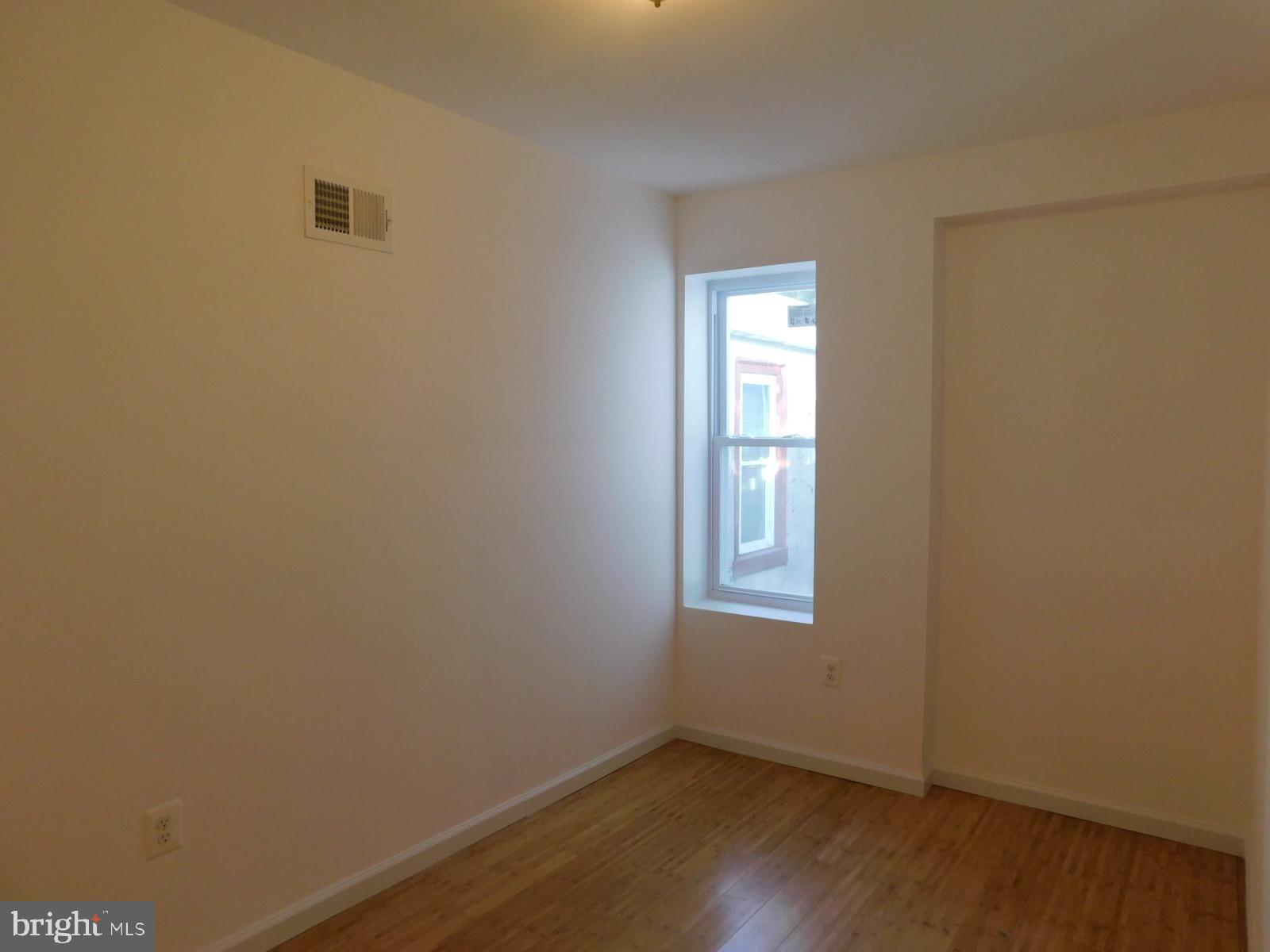 MANTUA - Residential