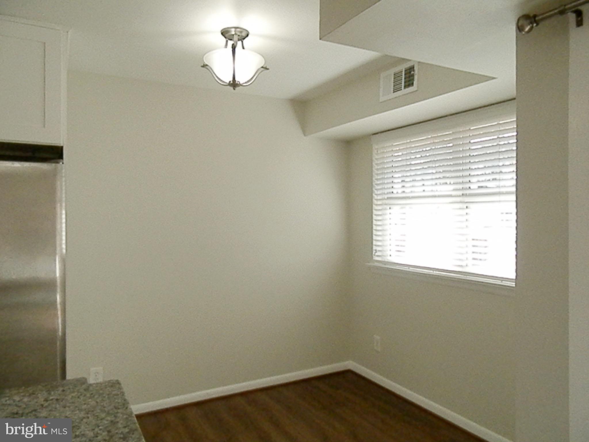 SPRINGFIELD GREEN - Residential Lease