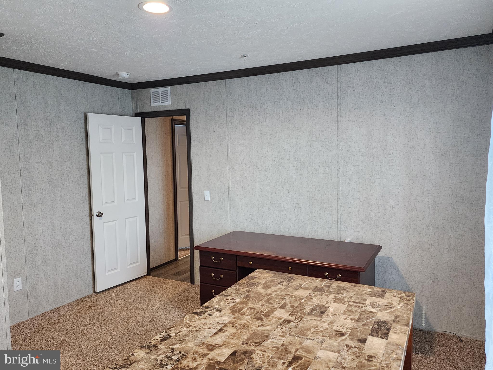 NORTH HAGERSTOWN - Residential