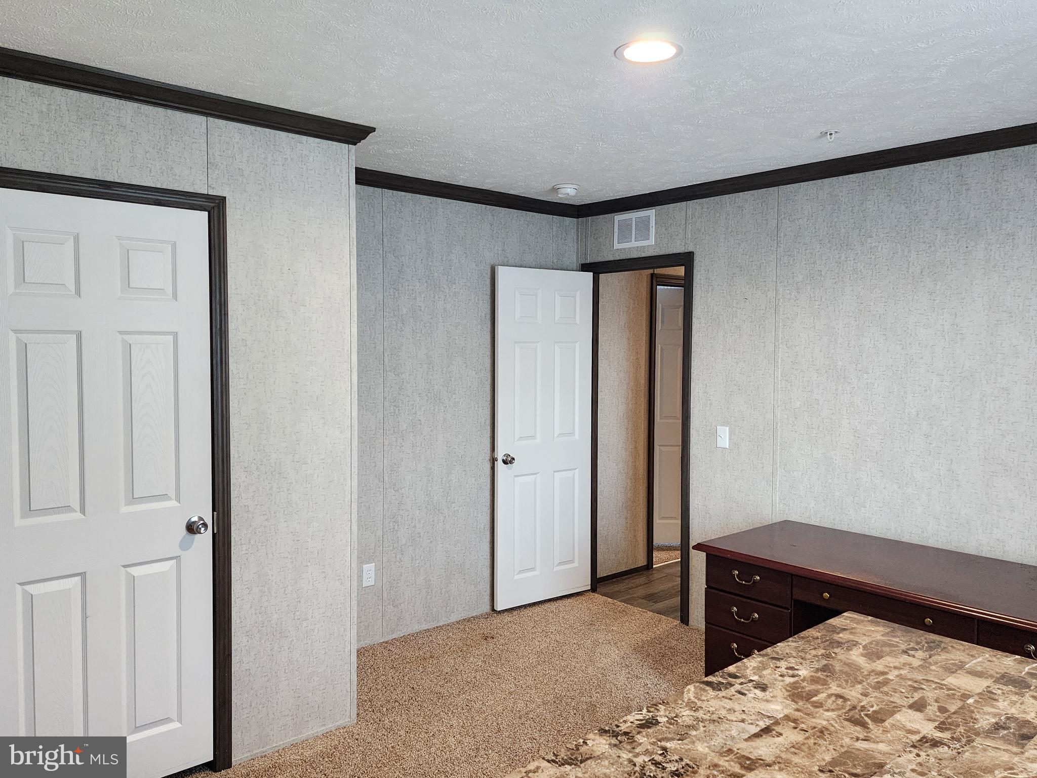 NORTH HAGERSTOWN - Residential