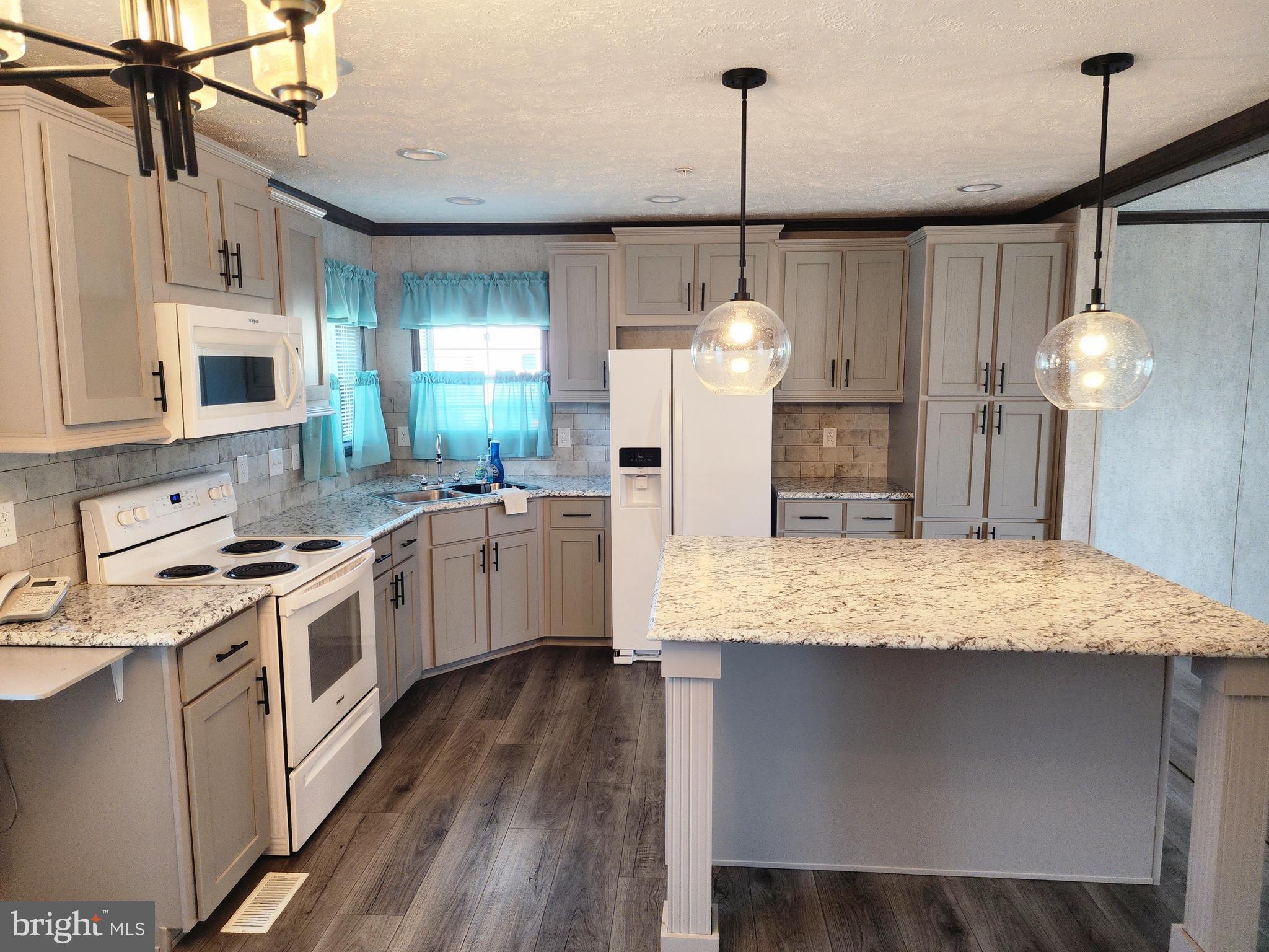 NORTH HAGERSTOWN - Residential