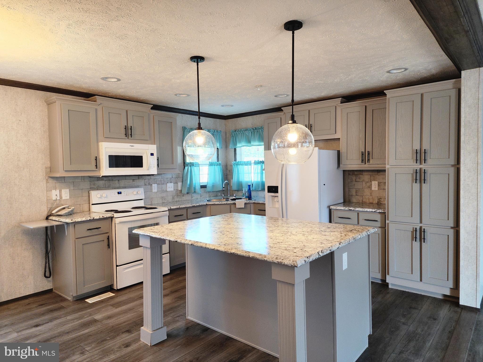 NORTH HAGERSTOWN - Residential