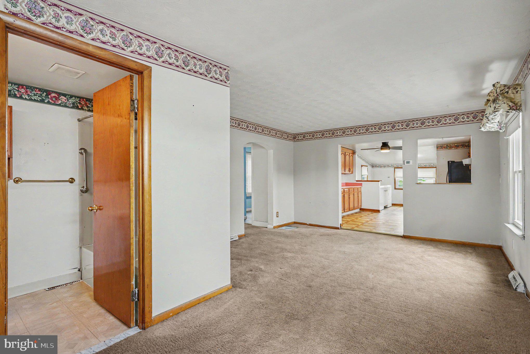ANNADALE - Residential