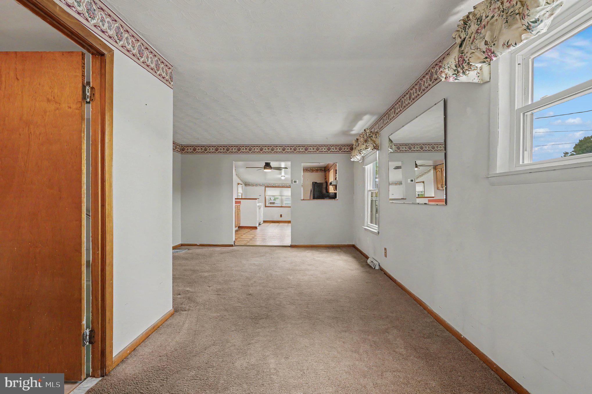 ANNADALE - Residential