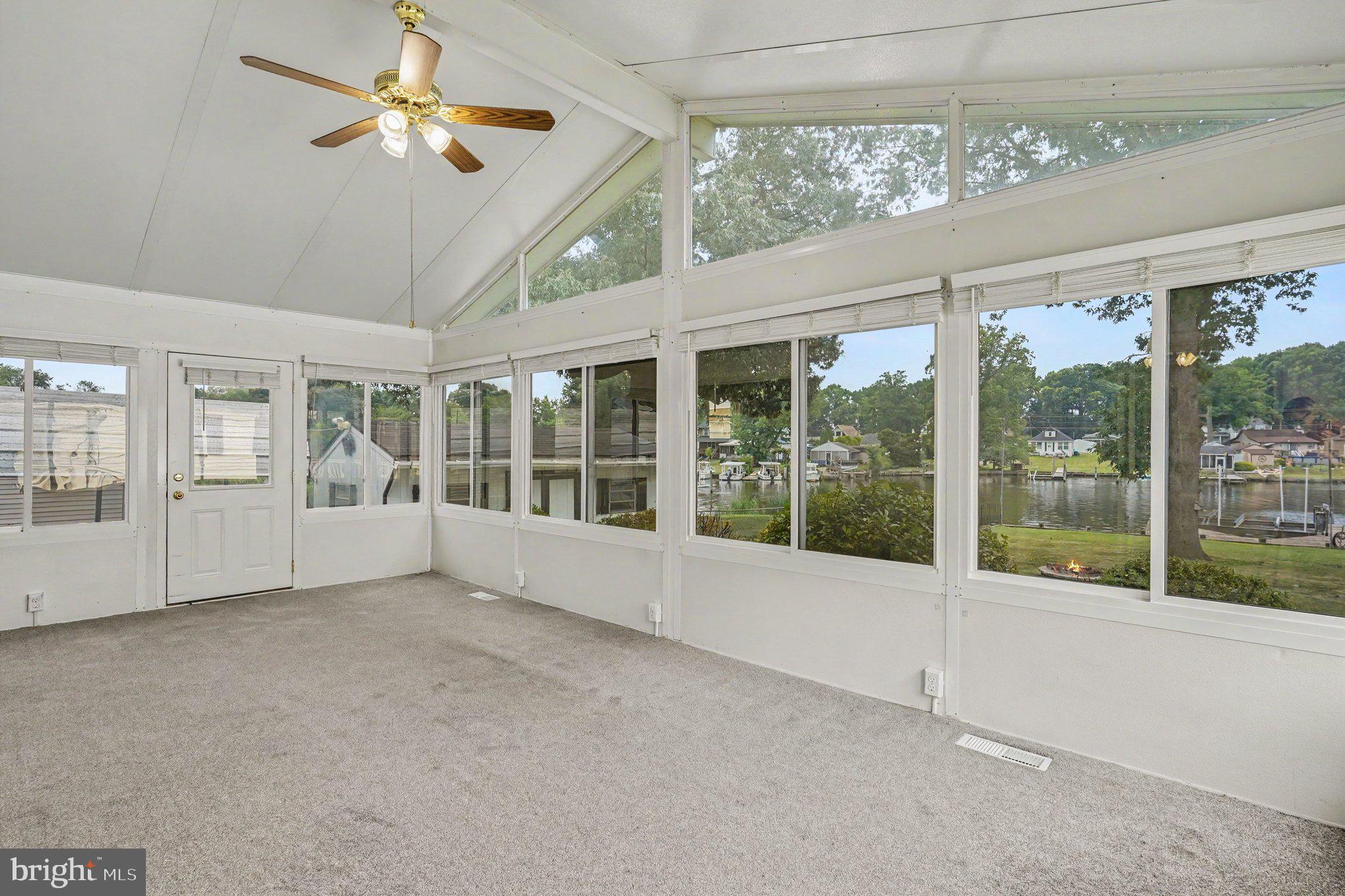 ANNADALE - Residential