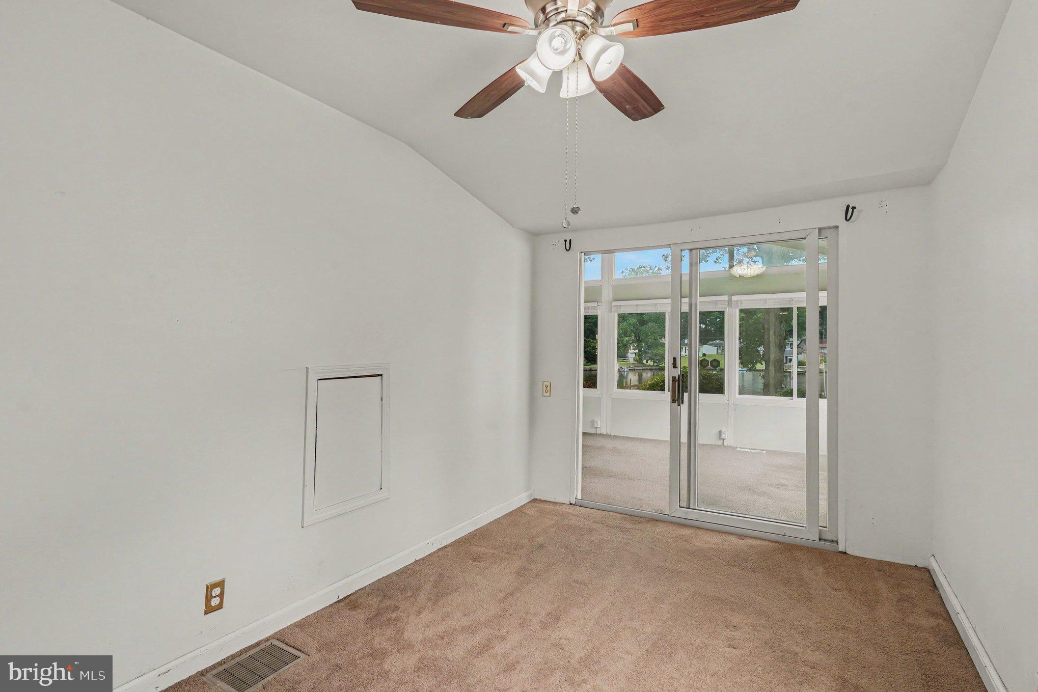 ANNADALE - Residential