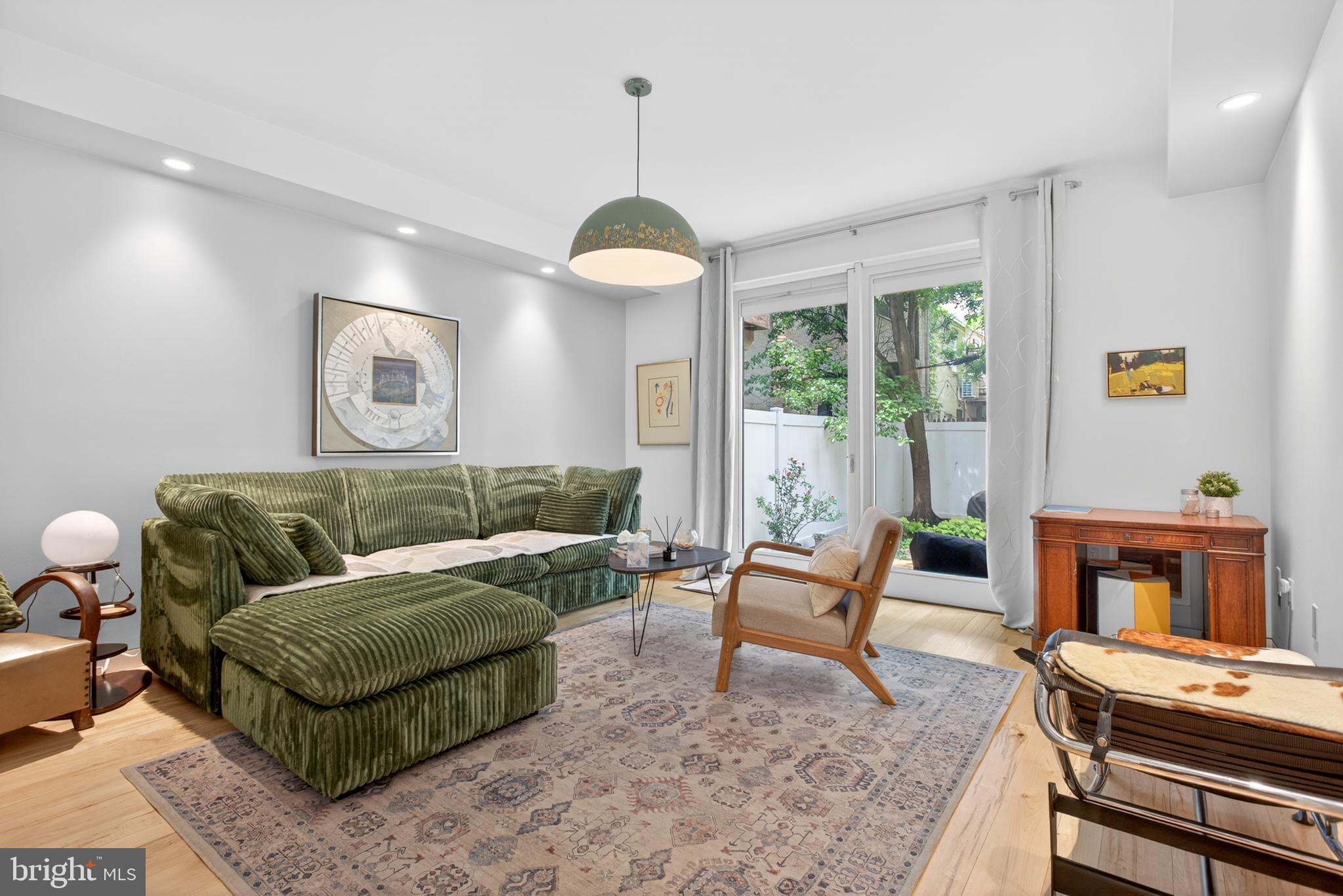 CENTER CITY - Residential