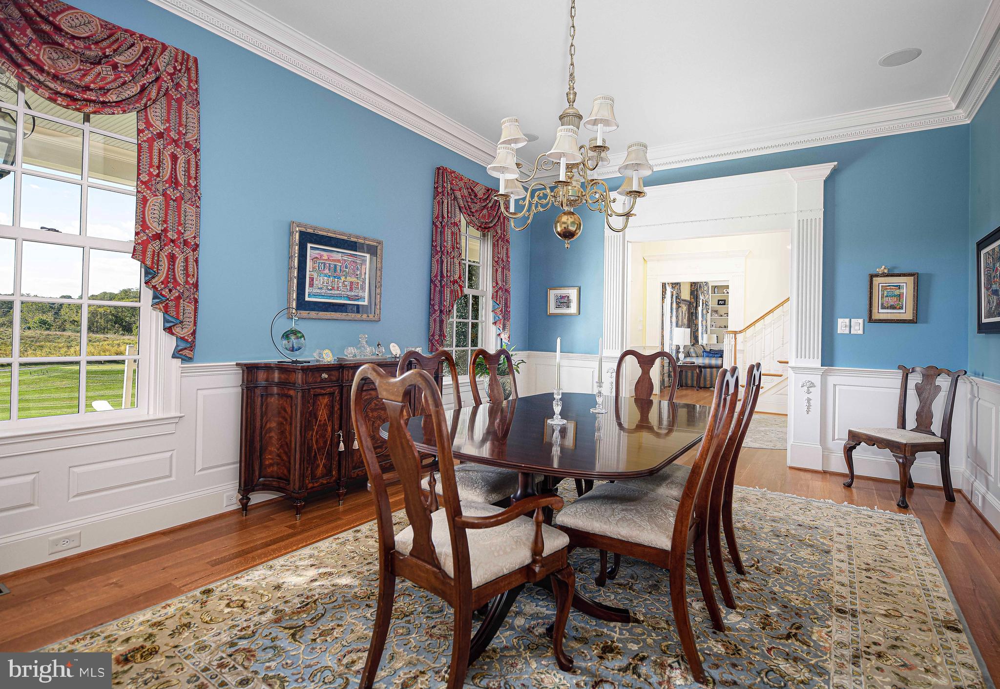 HAYFIELDS MANOR - Residential