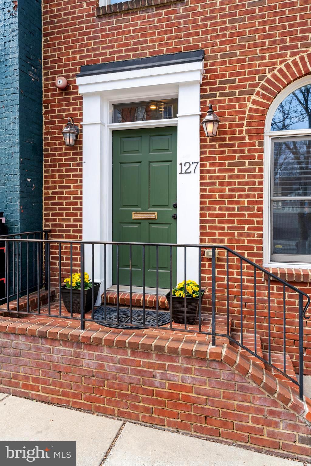 DOWNTOWN FREDERICK - Residential
