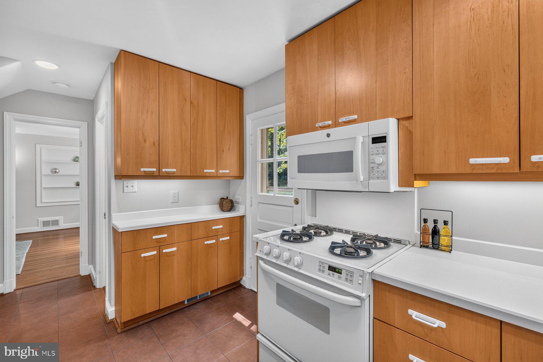 SILVER SPRING - Residential
