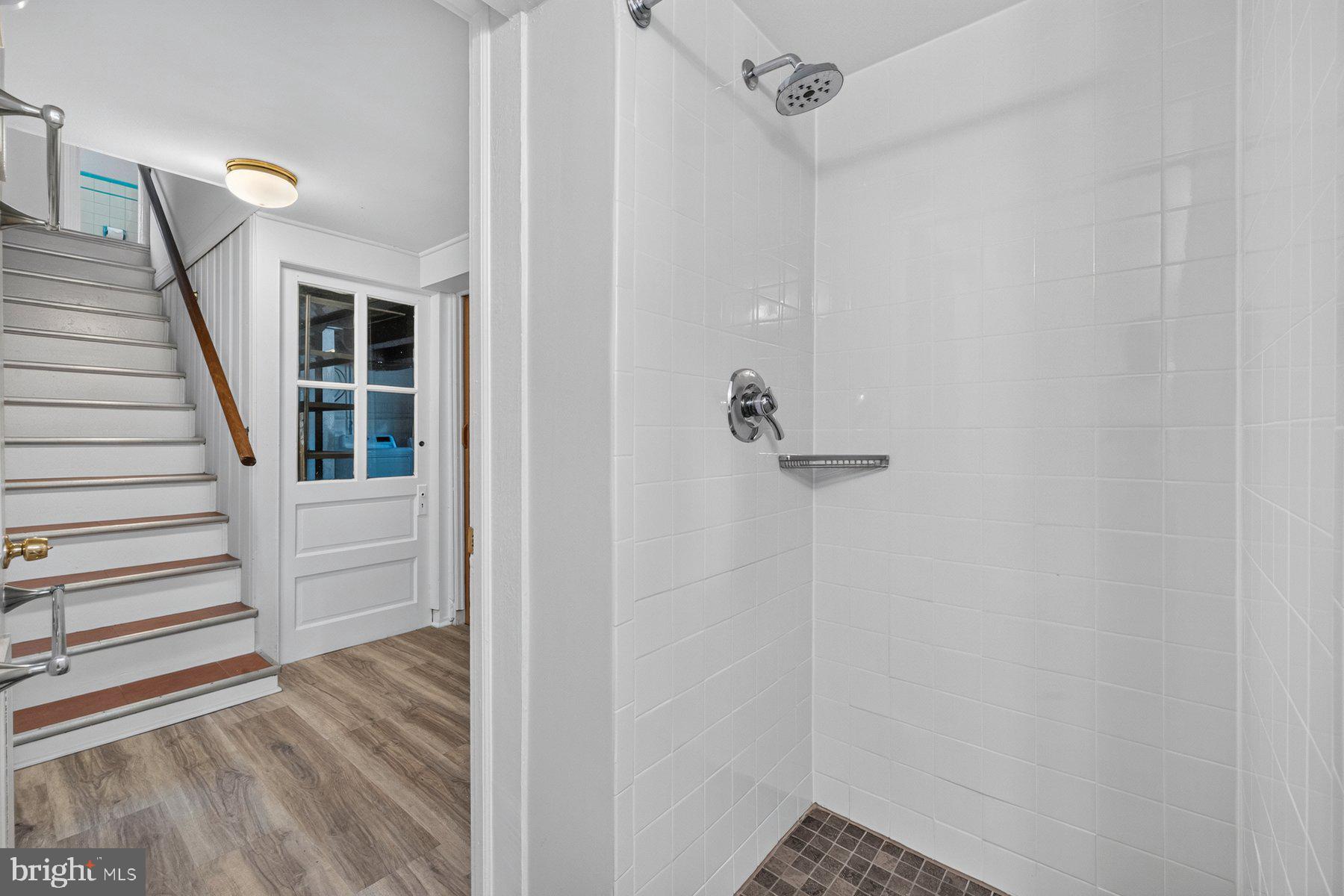 SILVER SPRING - Residential