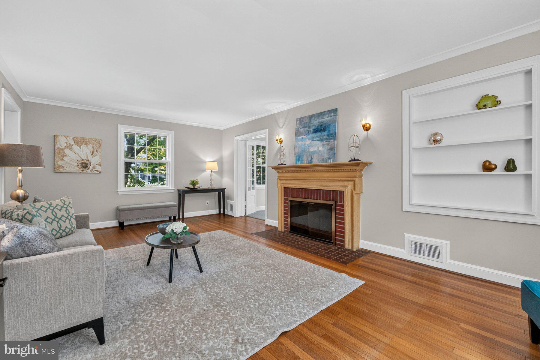 SILVER SPRING - Residential