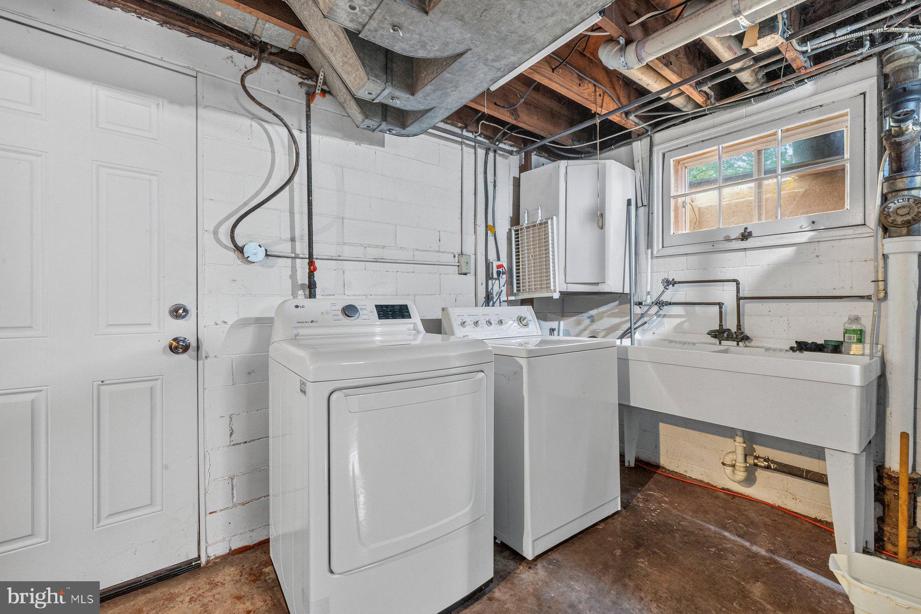 SILVER SPRING - Residential
