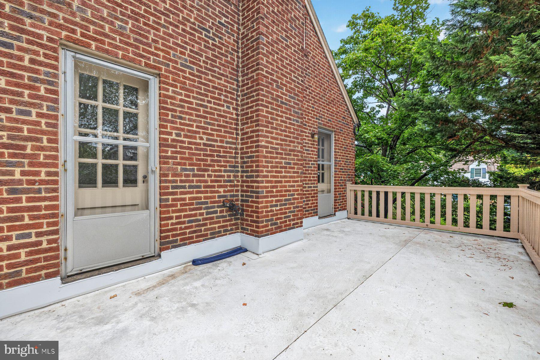 SILVER SPRING - Residential