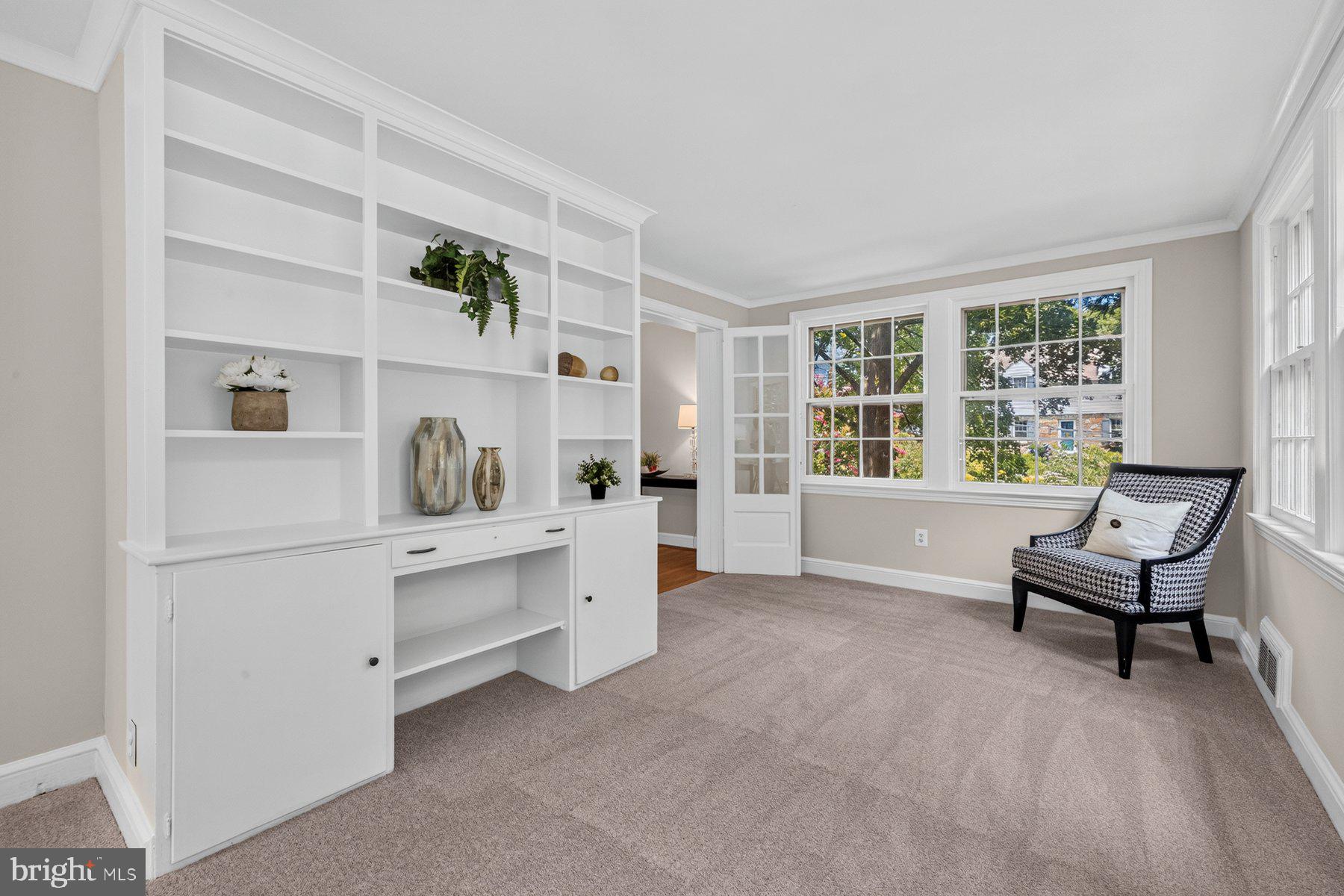 SILVER SPRING - Residential
