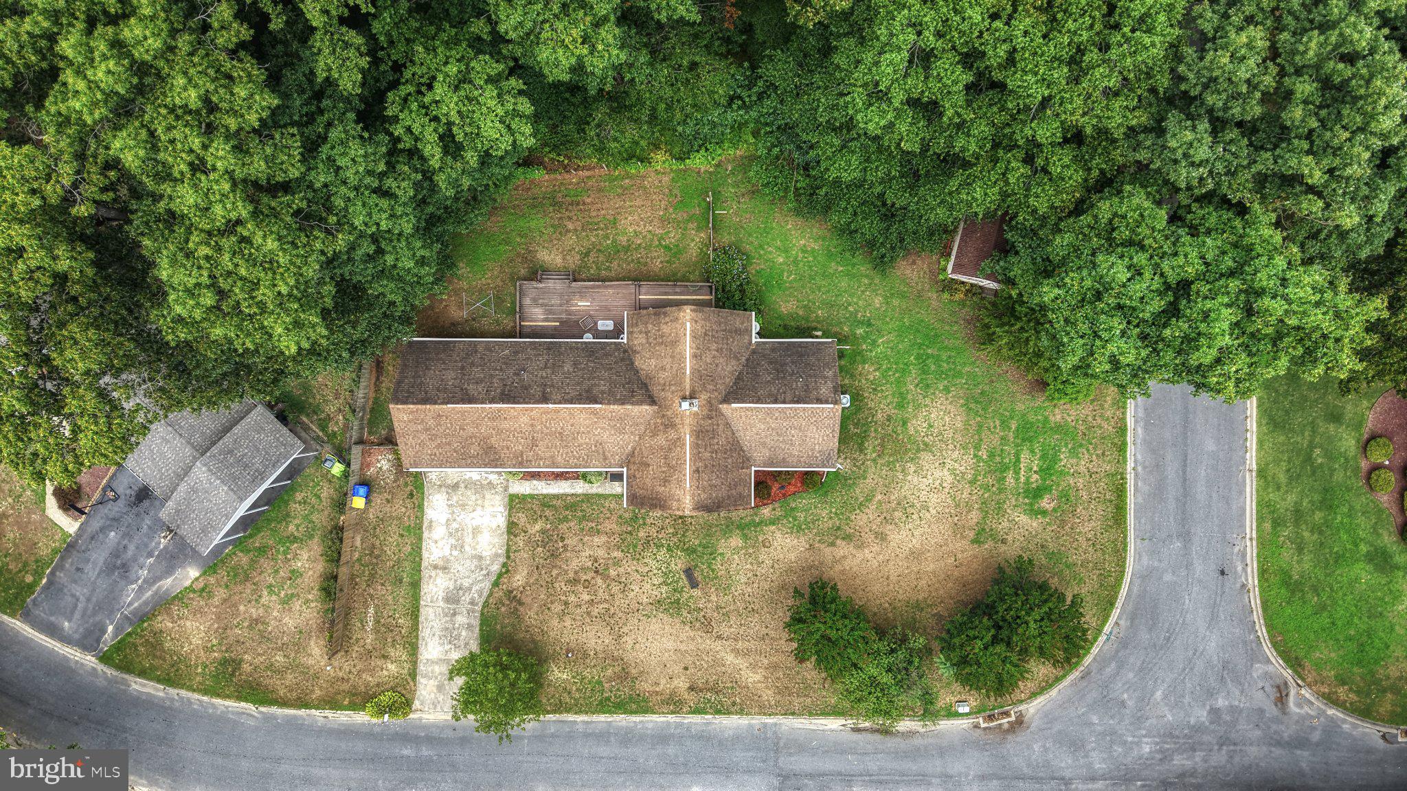 ANDREWS LAKE ESTS - Residential